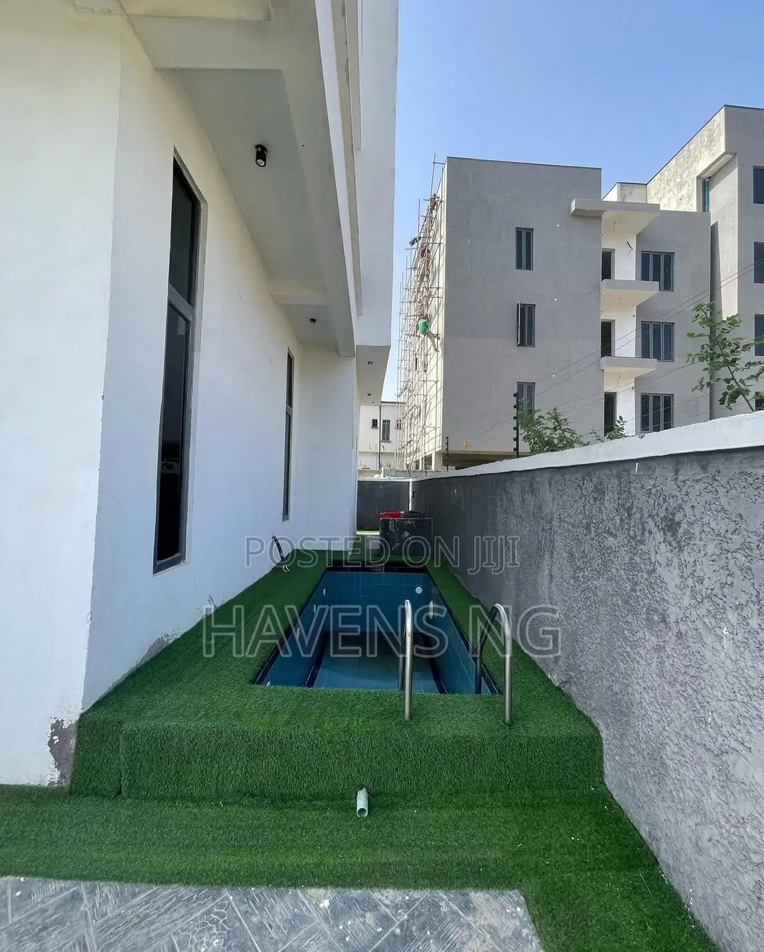 6bdrm Duplex in Ikate for sale in Ikate