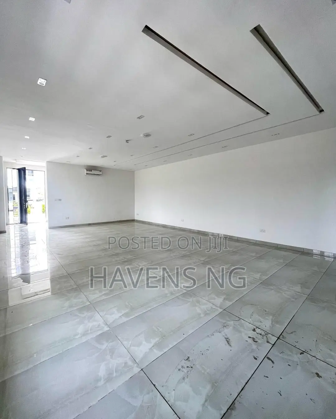 5bdrm Duplex in Abraham Adesanya Estate for sale in Abraham Adesanya Estate