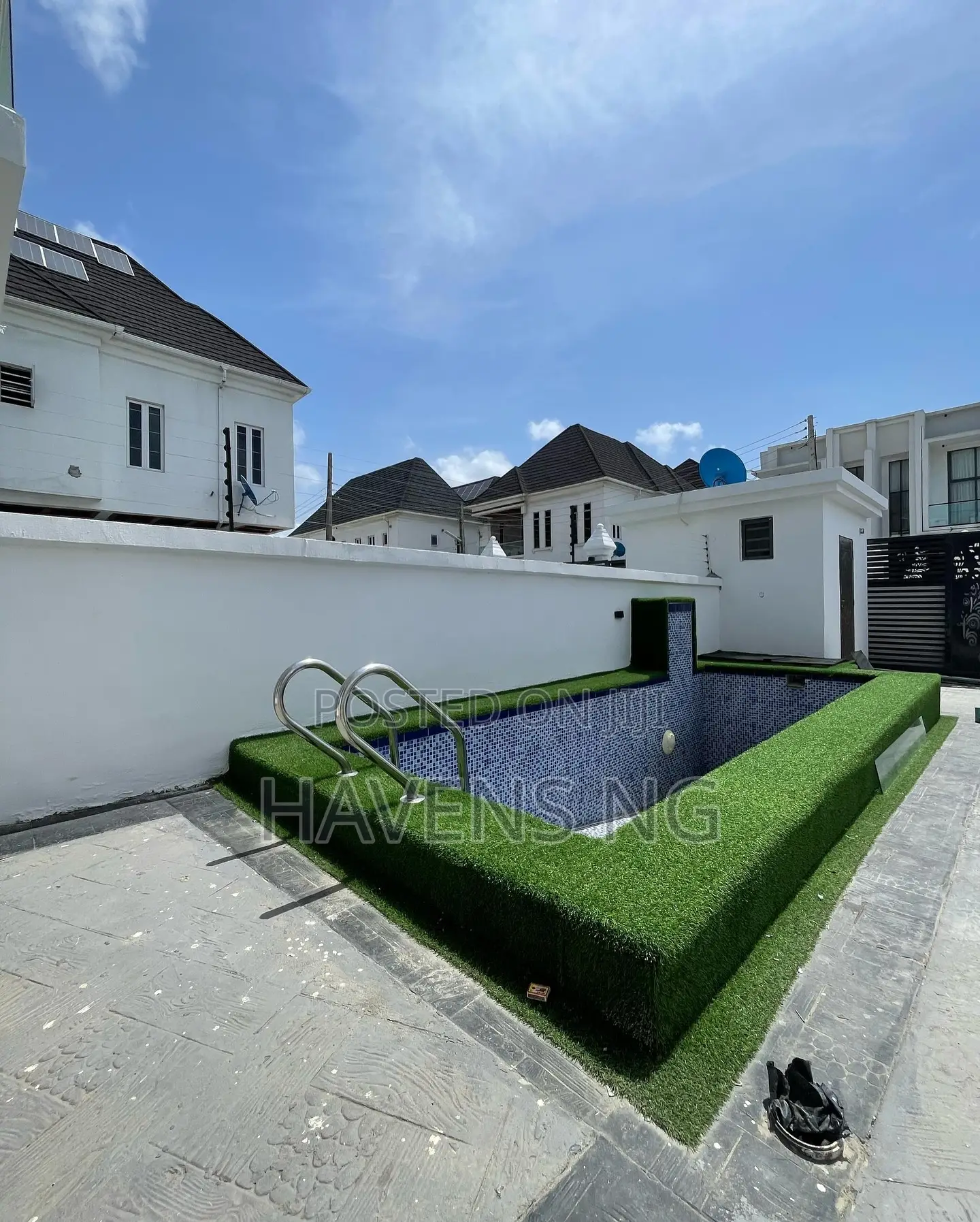 4bdrm Duplex in Lekki Phase 1 for sale in Lekki Phase 1