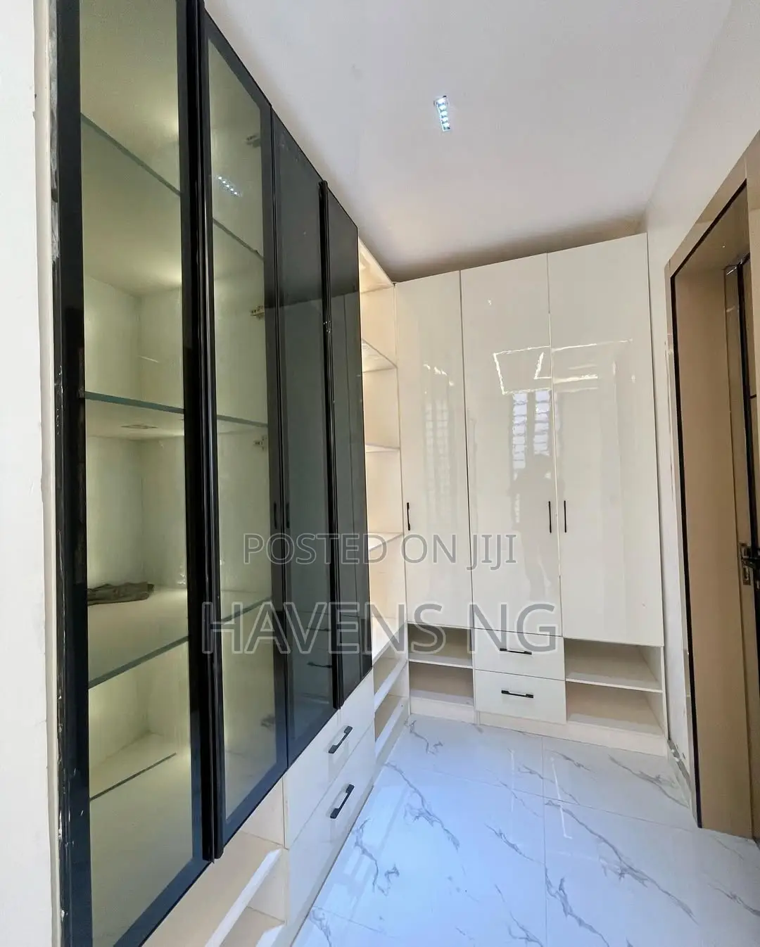4bdrm Duplex in Abraham Adesanya Estate for sale in Abraham Adesanya Estate