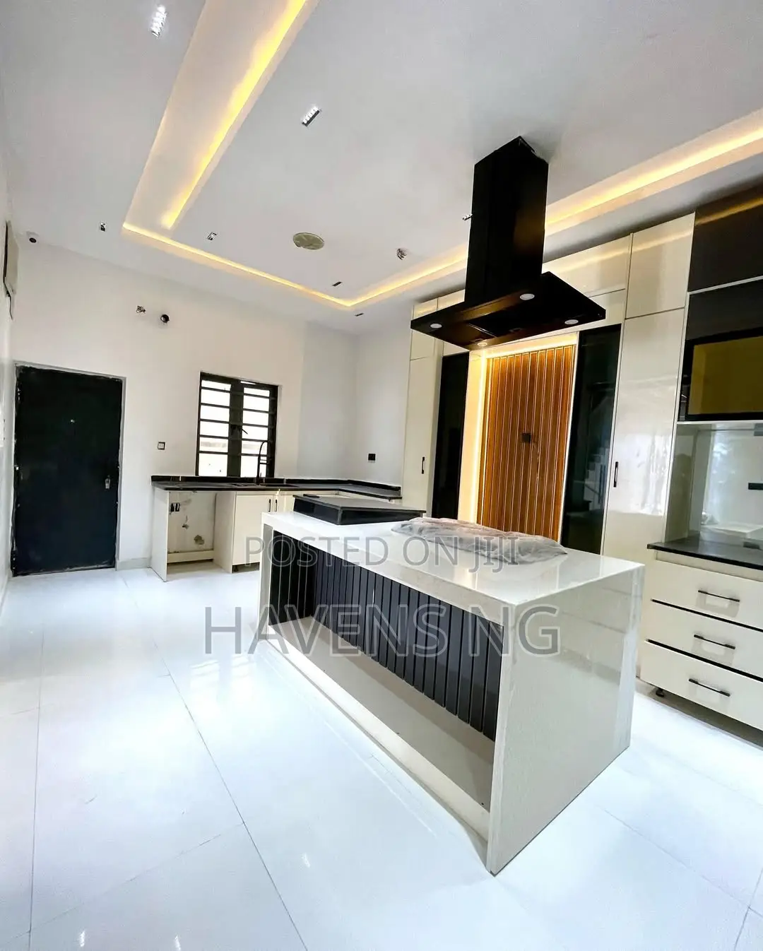 4bdrm Duplex in Abraham Adesanya Estate for sale in Abraham Adesanya Estate
