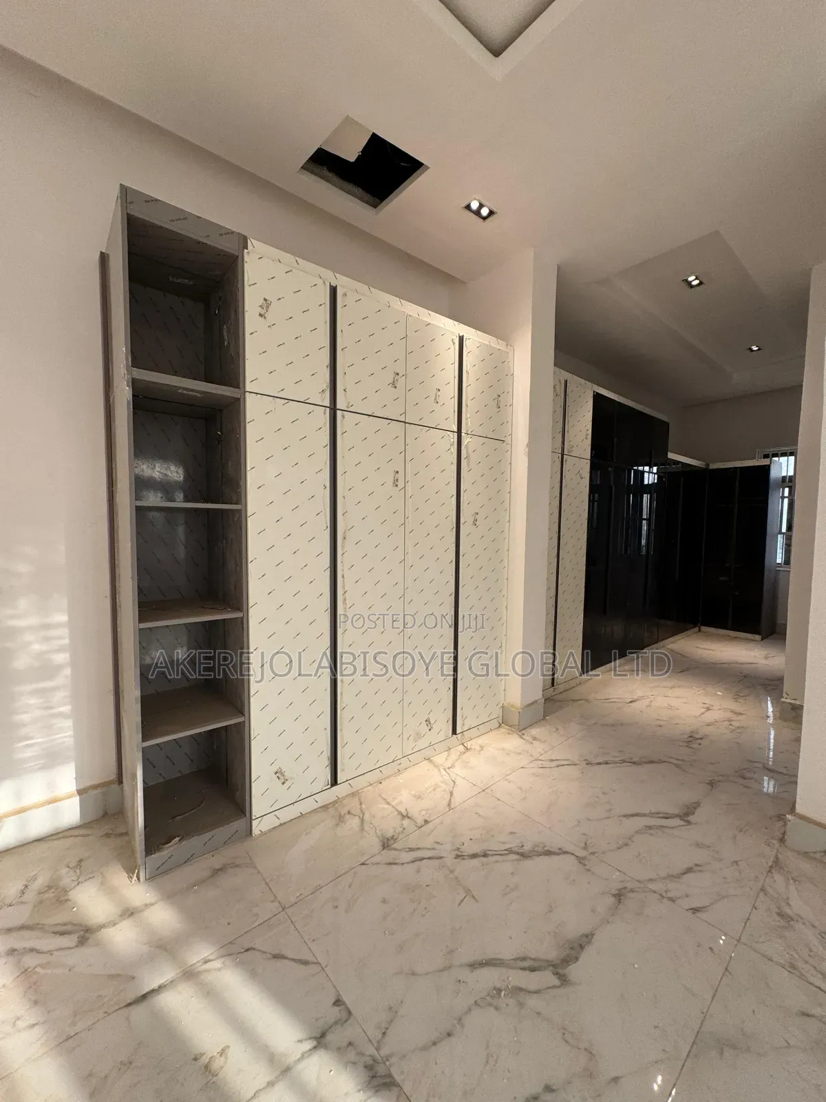 10bdrm Mansion in Maitama for sale in Maitama