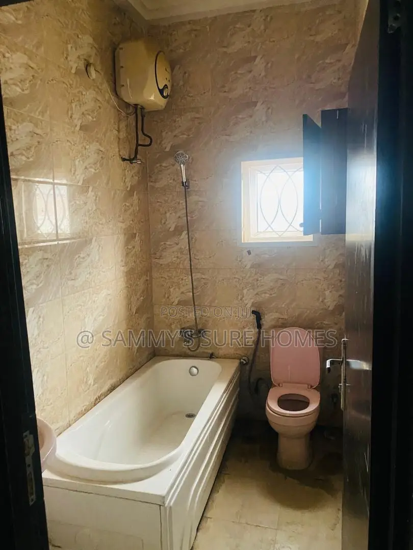 5bdrm Duplex in Mab Global Estate, Gwarinpa for rent in Gwarinpa
