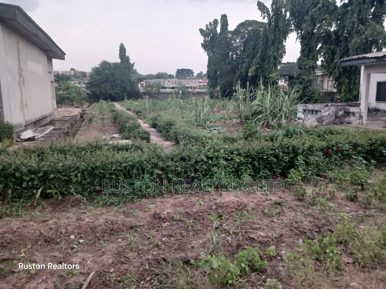 Land Measuring About 1,900sm at Old Bodija Estate in Ibadan