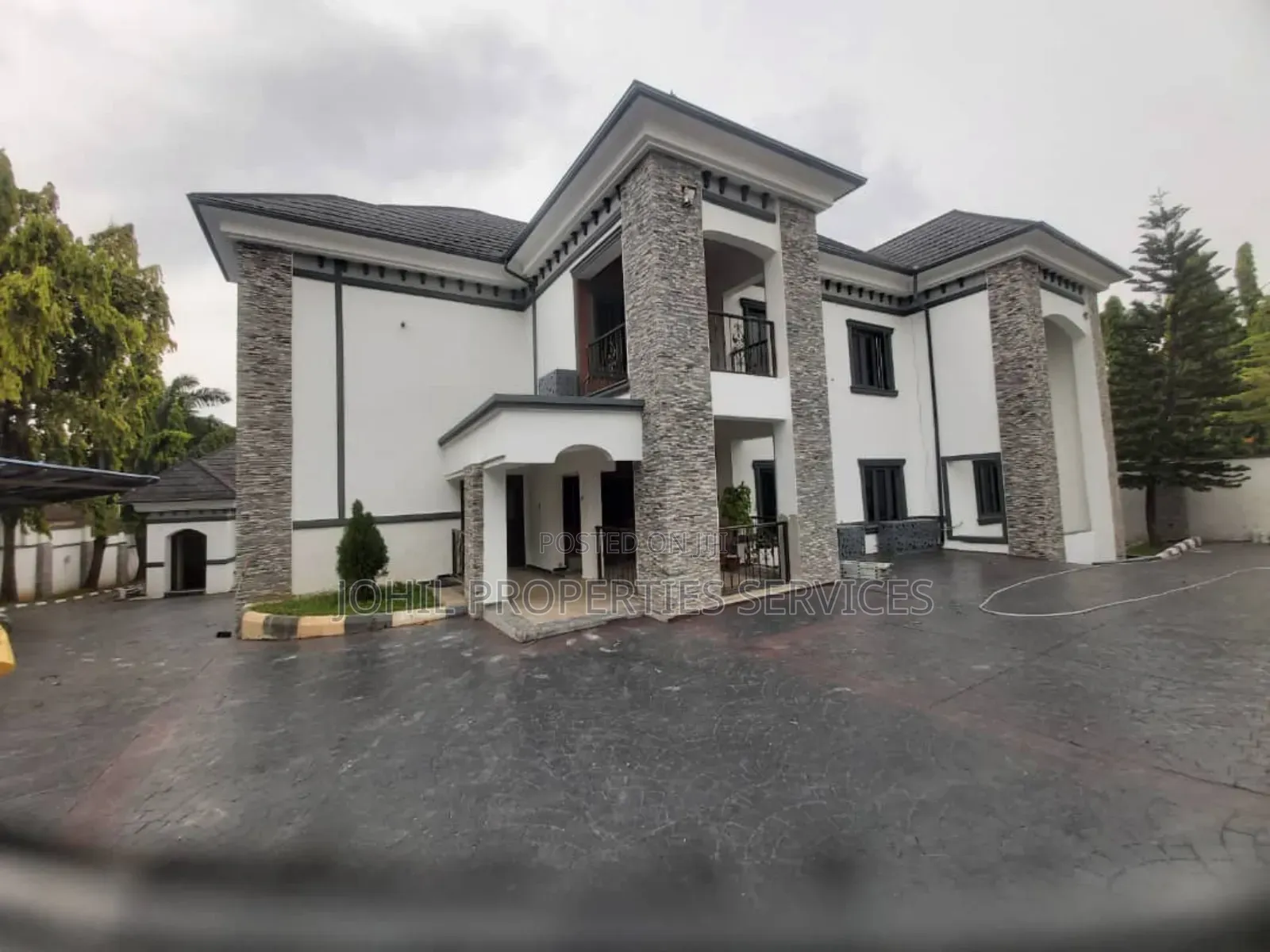 Furnished 6bdrm Duplex in Maitama for sale in Maitama