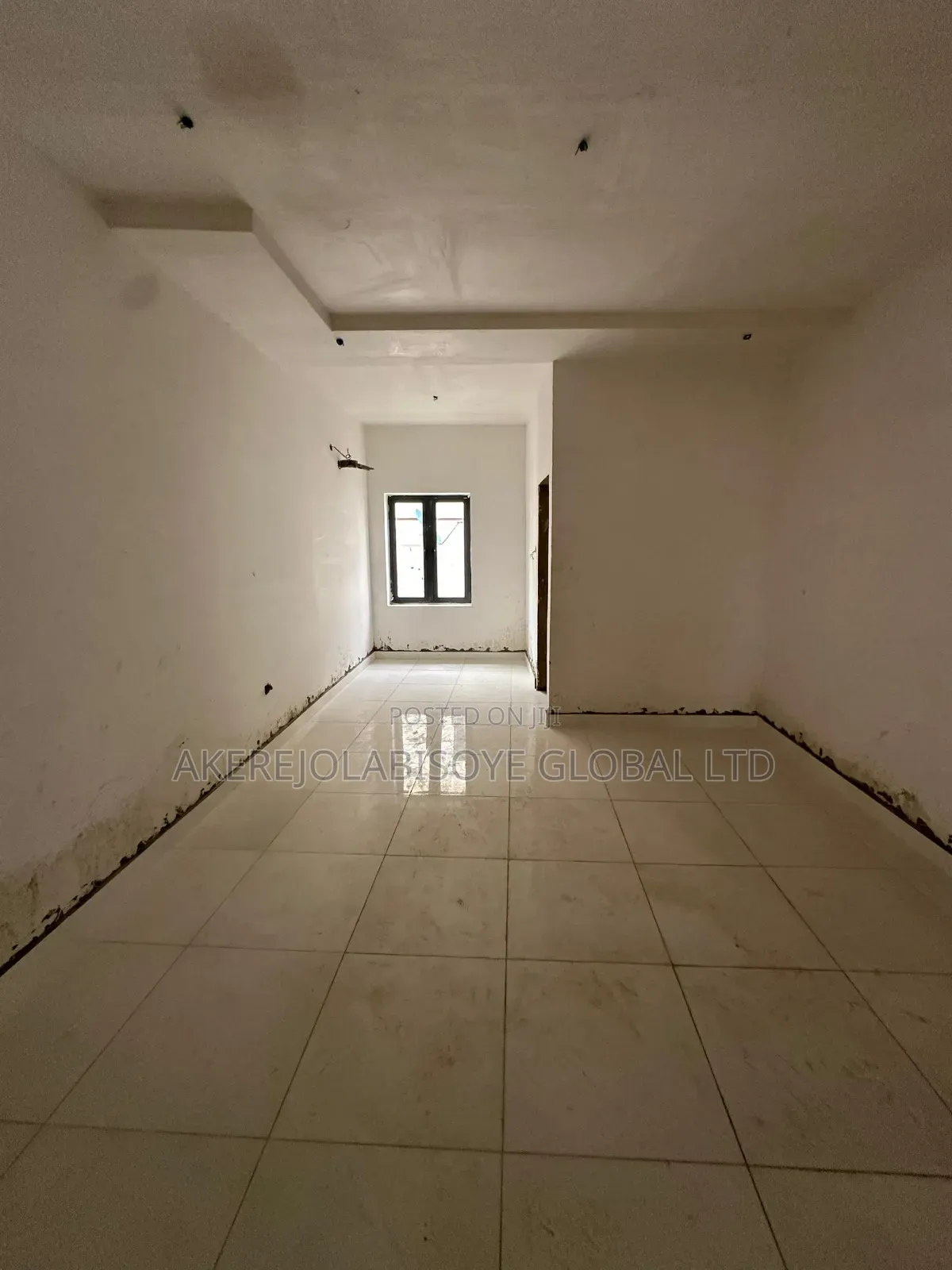 4bdrm Duplex in Close To Lifecamp for rent in Life Camp