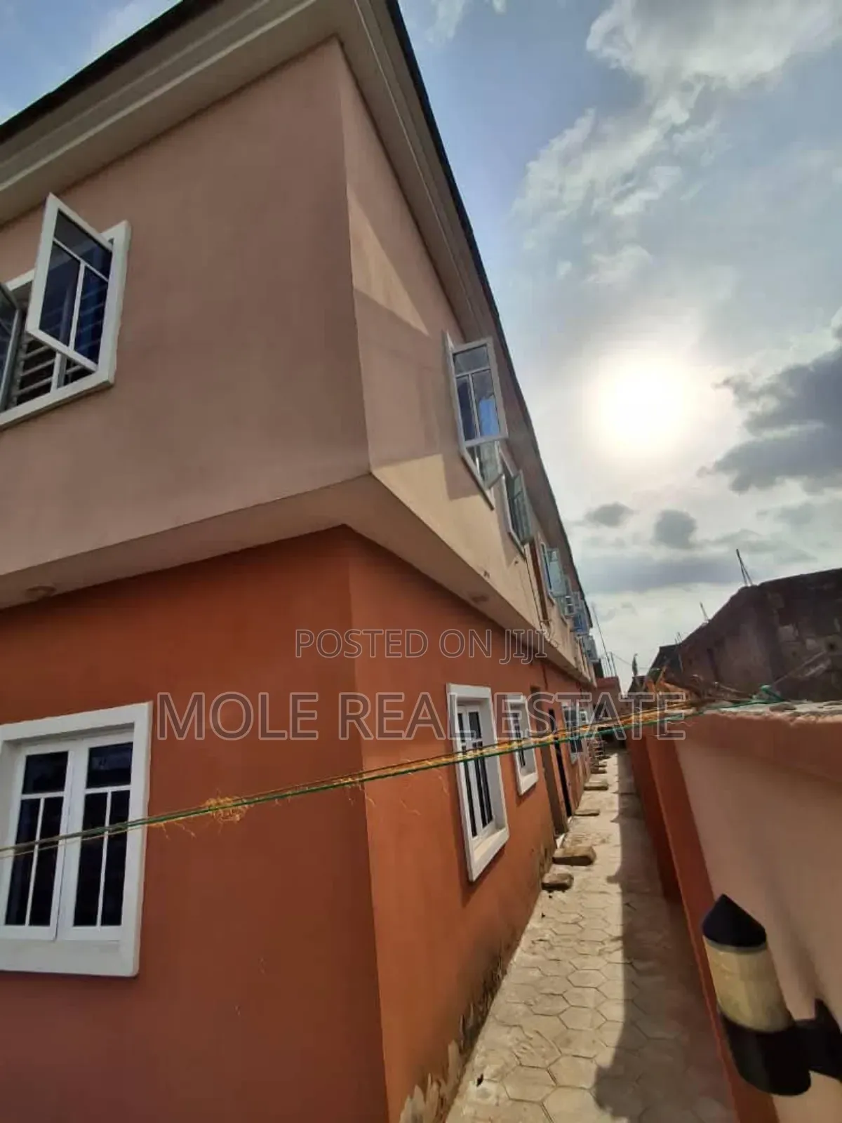 2bdrm Block of Flats in Adesan Mowe Obafemi-Owode for sale in Obafemi-Owode