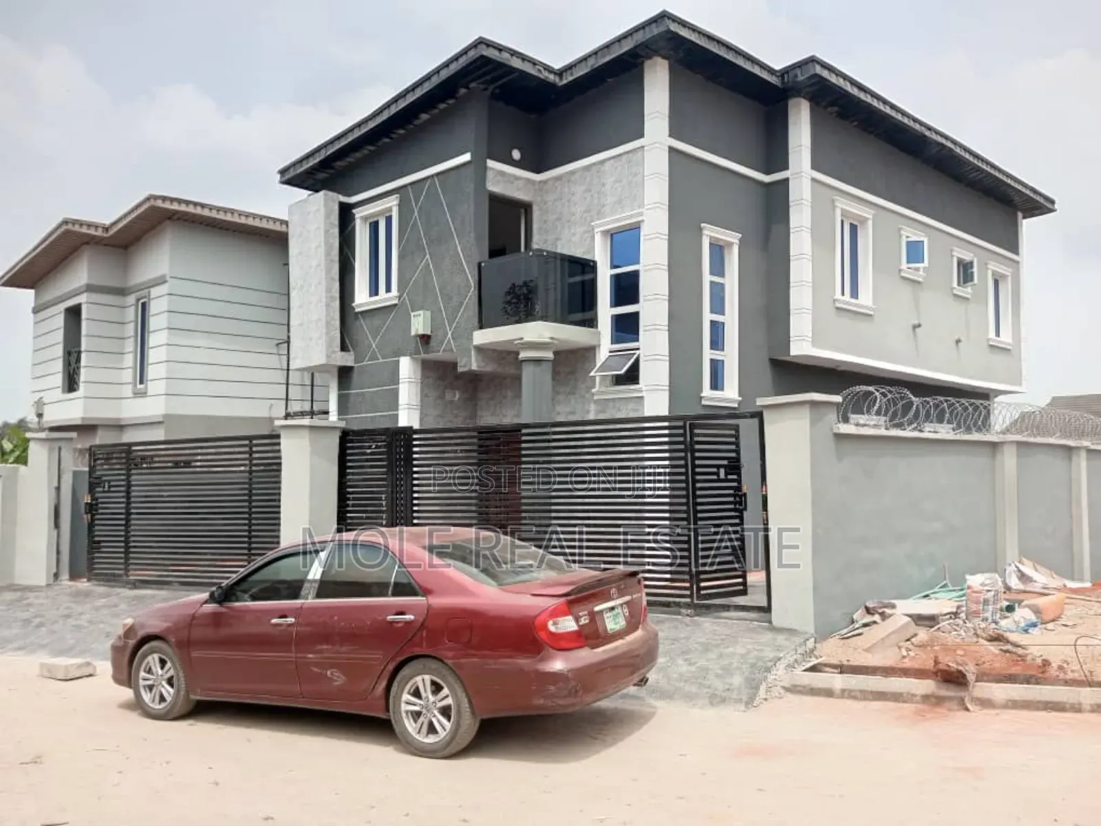 Furnished 4bdrm Duplex in Banky Estate Magboro Obafemi-Owode for sale in Obafemi-Owode