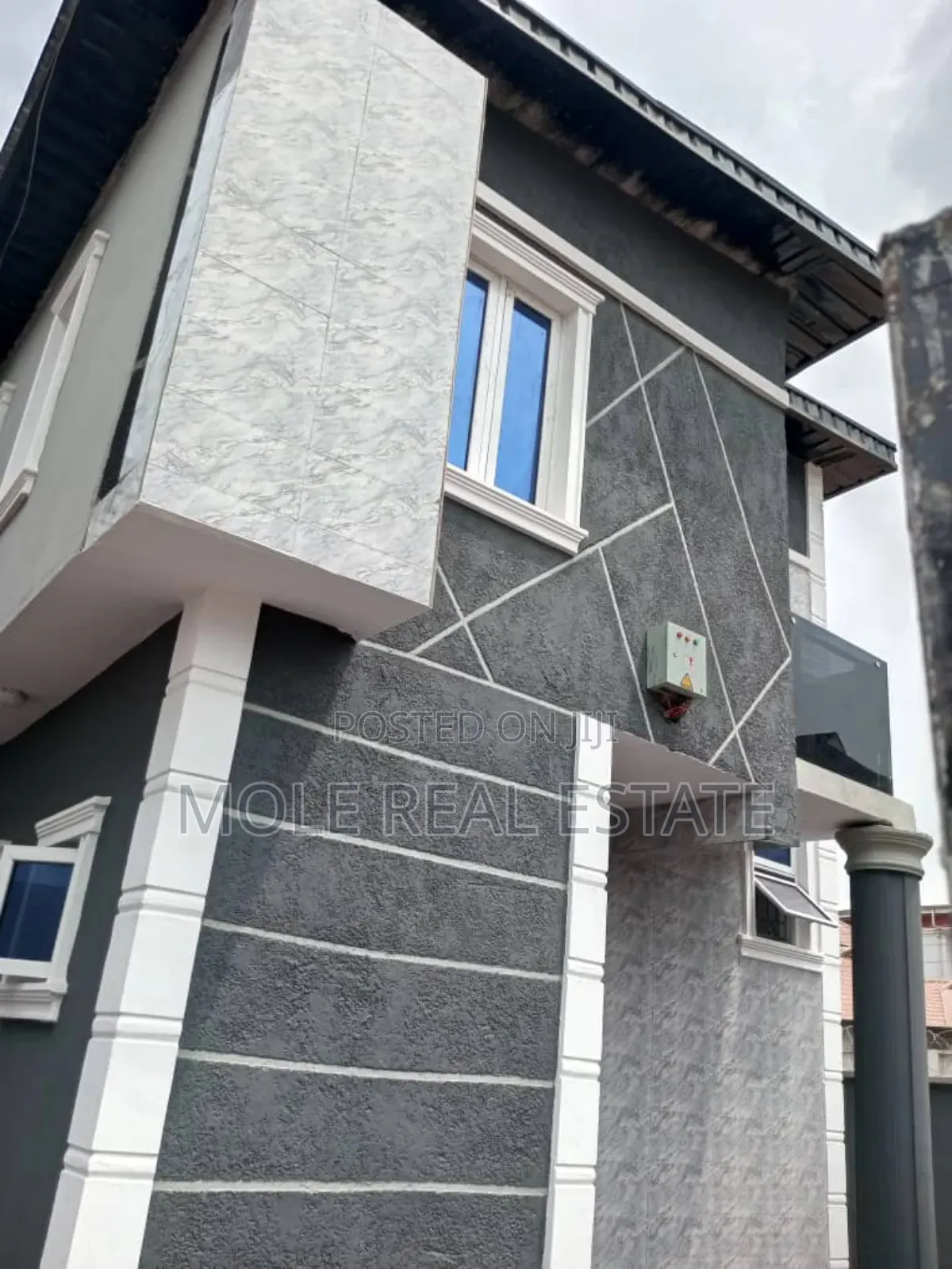 Furnished 4bdrm Duplex in Banky Estate Magboro Obafemi-Owode for sale in Obafemi-Owode