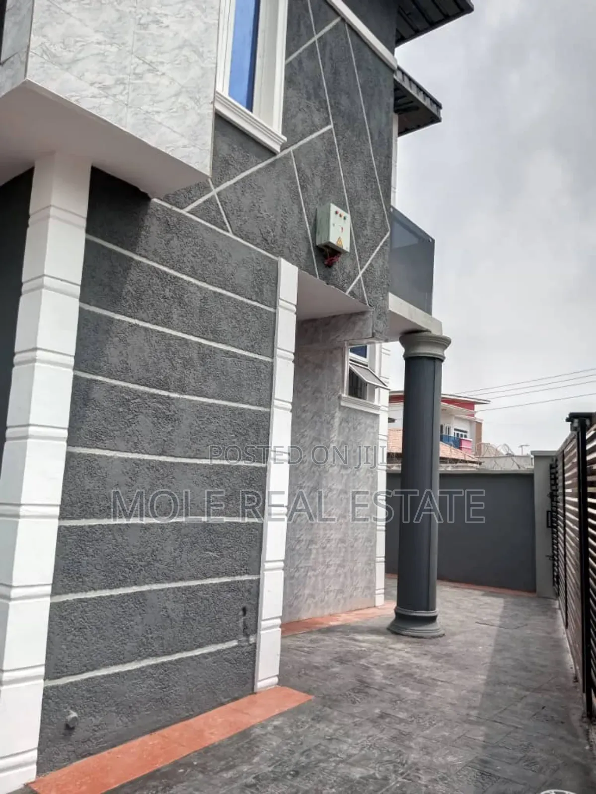 Furnished 4bdrm Duplex in Banky Estate Magboro Obafemi-Owode for sale in Obafemi-Owode