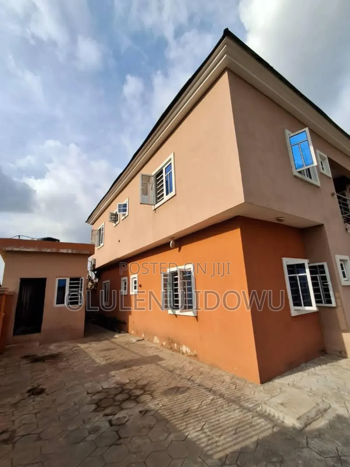 Furnished 2bdrm Block of Flats in Coca-Cola Estate, Alimosho for sale in Alimosho
