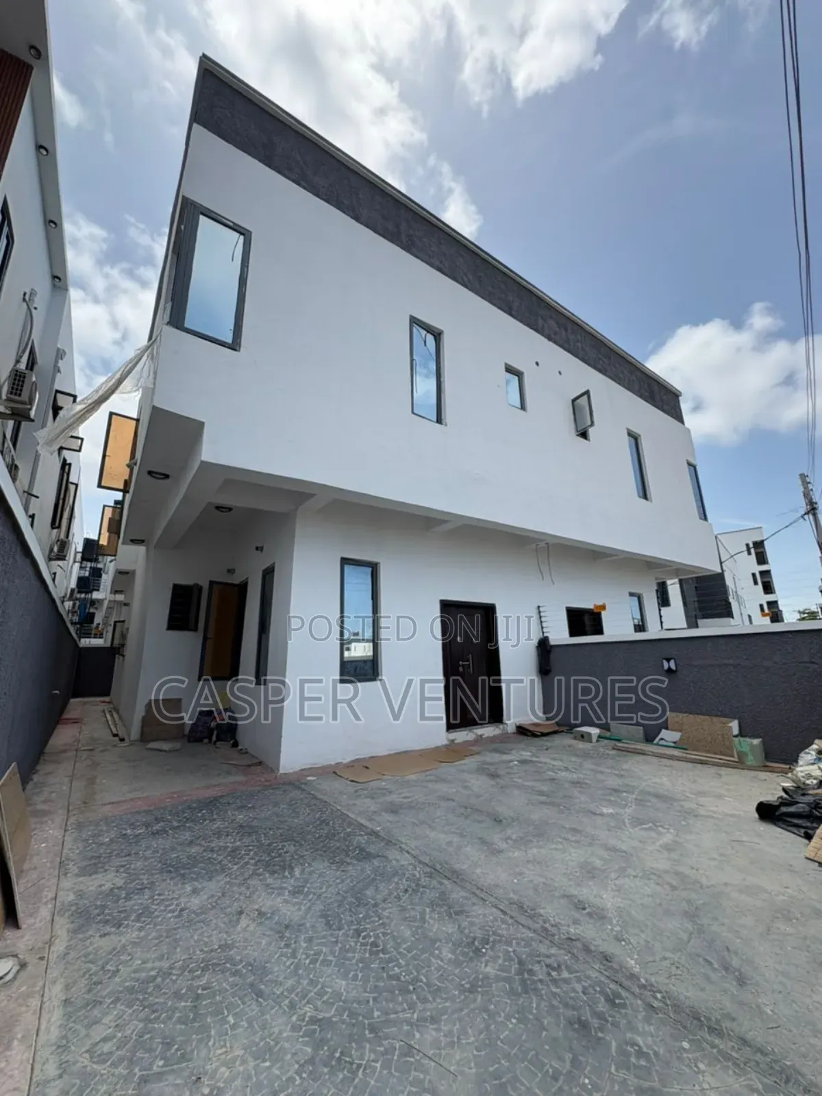 4bdrm Duplex in Whitesand Beach Ologolo for sale in Ologolo