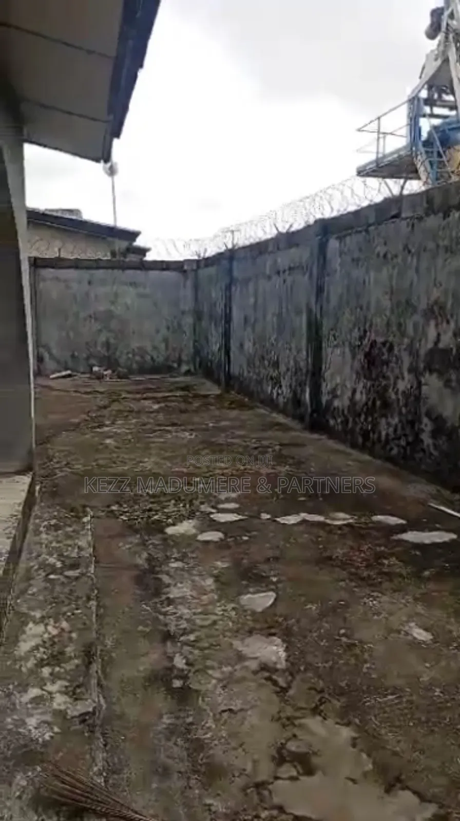 8bdrm Bungalow in Near Halibuton Trans, Port-Harcourt for rent in Port-Harcourt