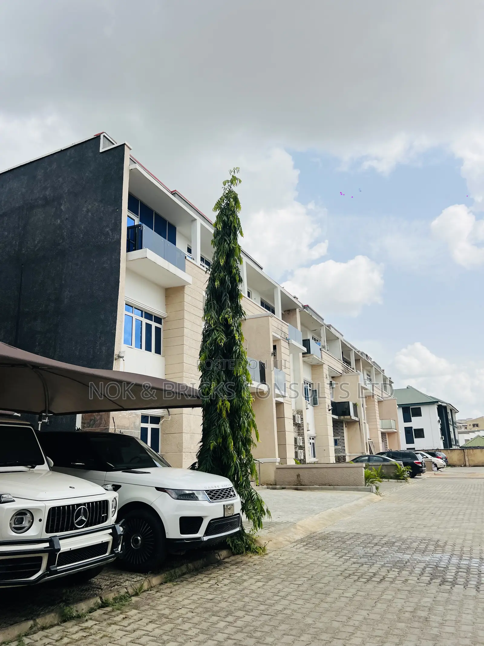 5bdrm Duplex in Cyrus Estate Wuye for sale in Wuye