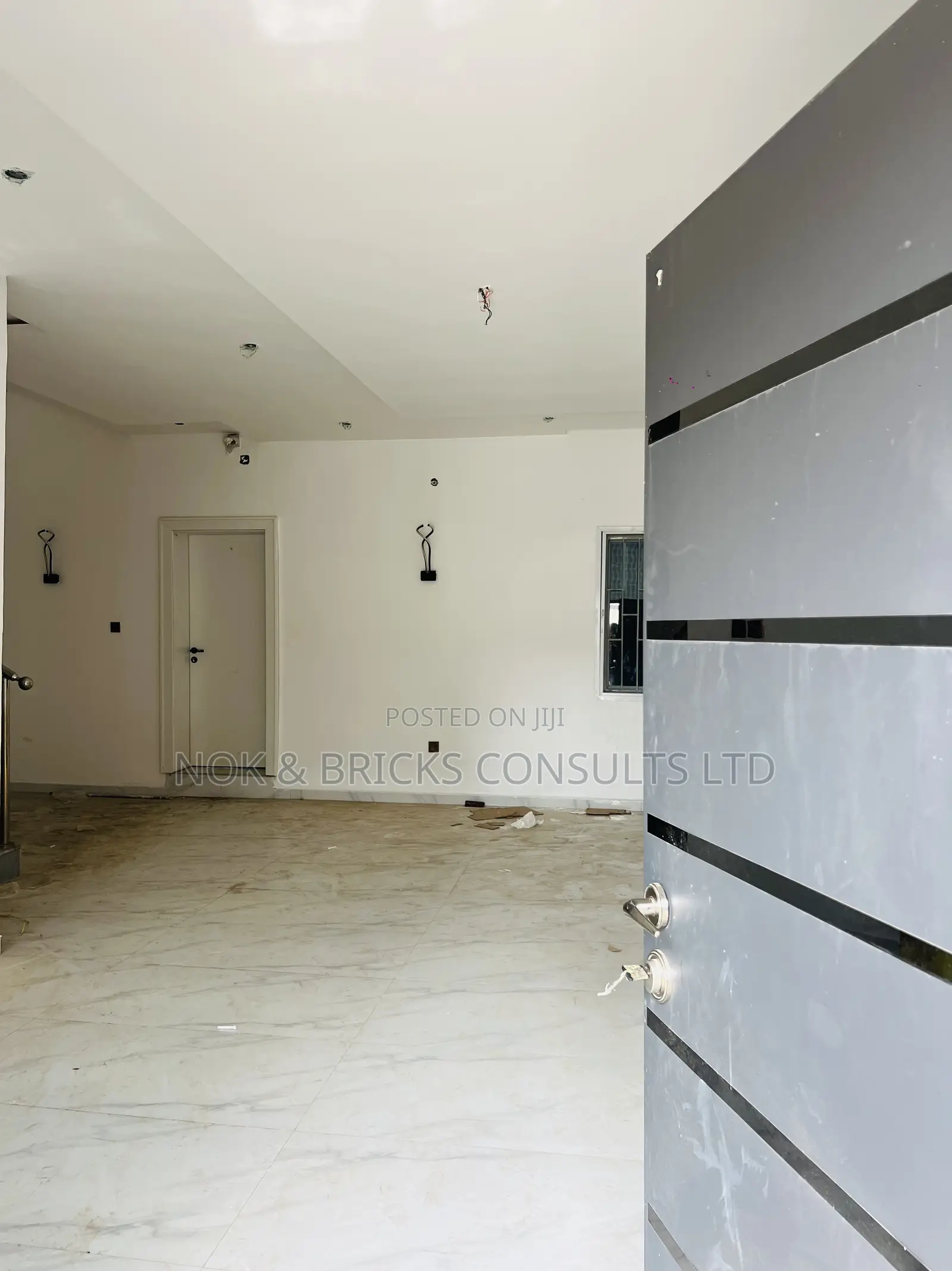 5bdrm Duplex in Cyrus Estate Wuye for sale in Wuye