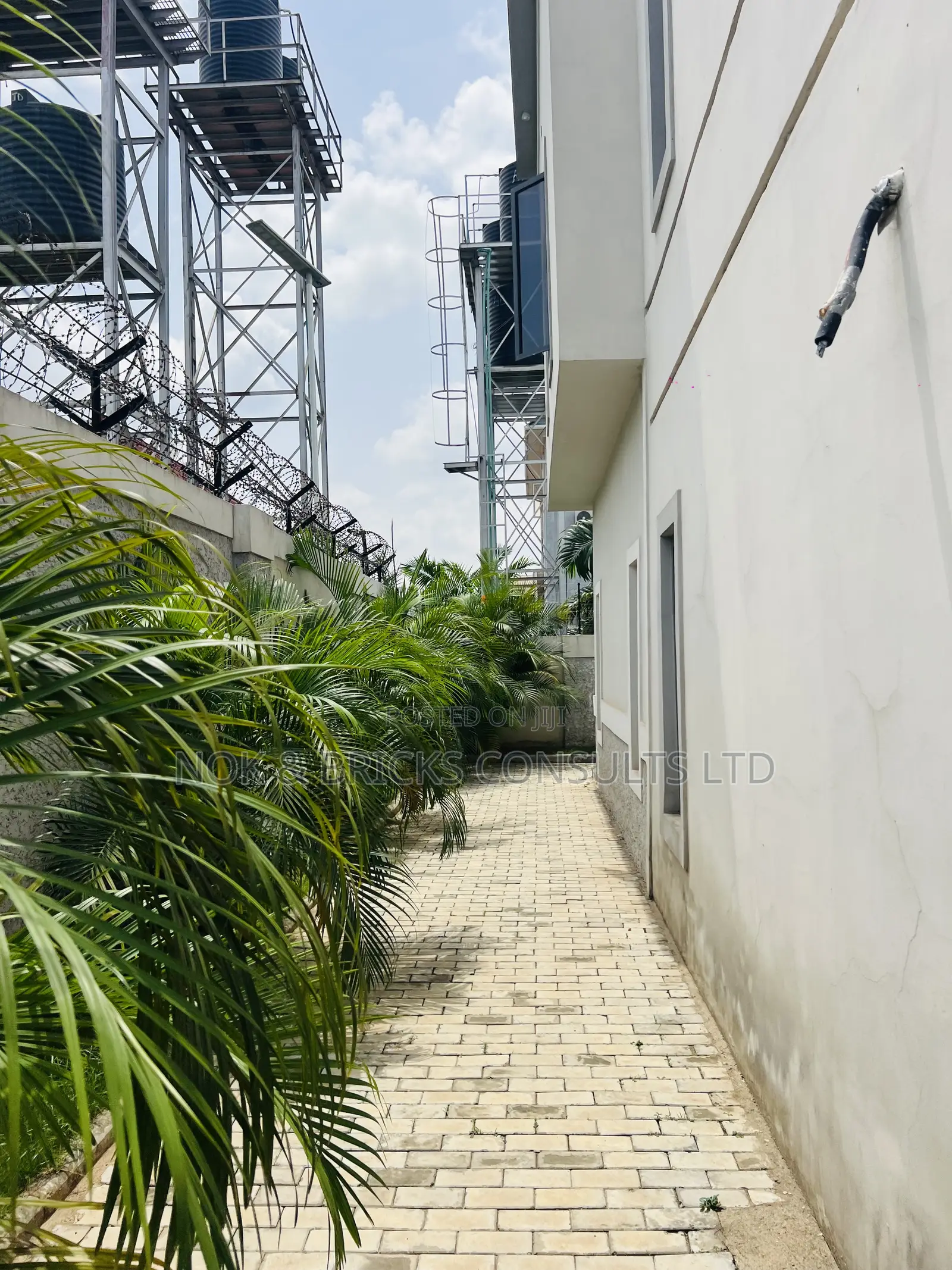 4bdrm Duplex in Lone Family Court, Wuye for sale in Wuye