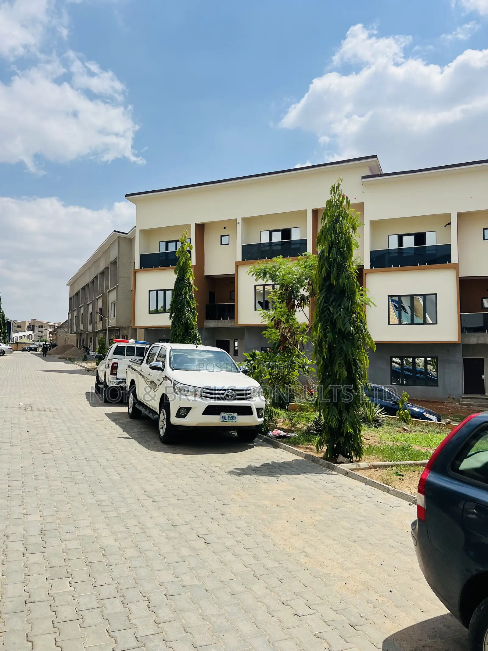 5bdrm Duplex in Cyrus Estate Wuye for sale in Wuye