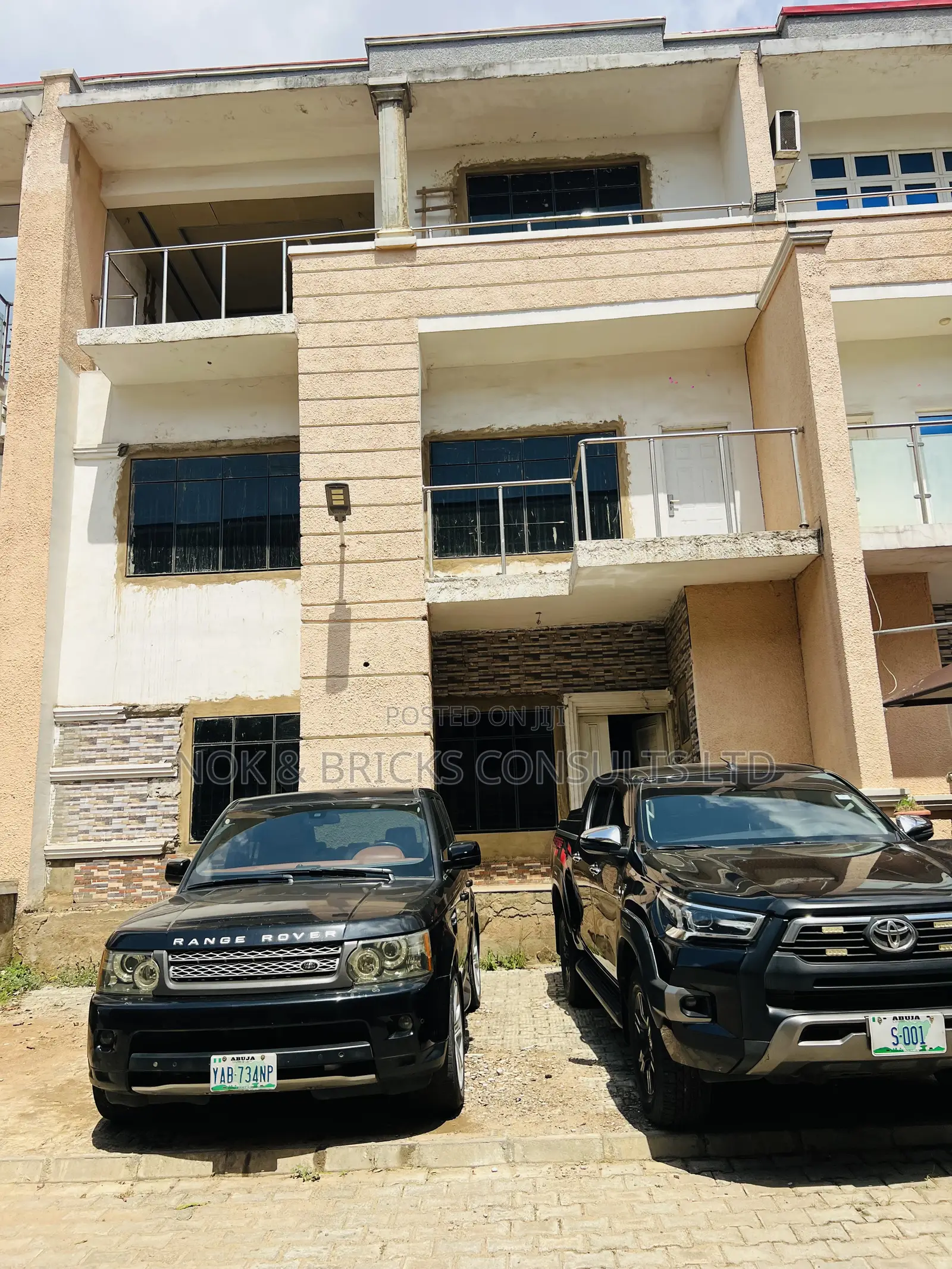 5bdrm Duplex in Cyrus Estate Wuye for sale in Wuye