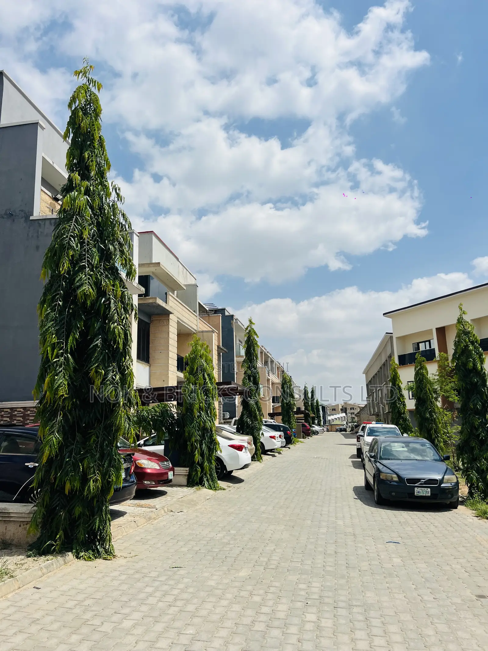 5bdrm Duplex in Cyrus Estate Wuye for sale in Wuye