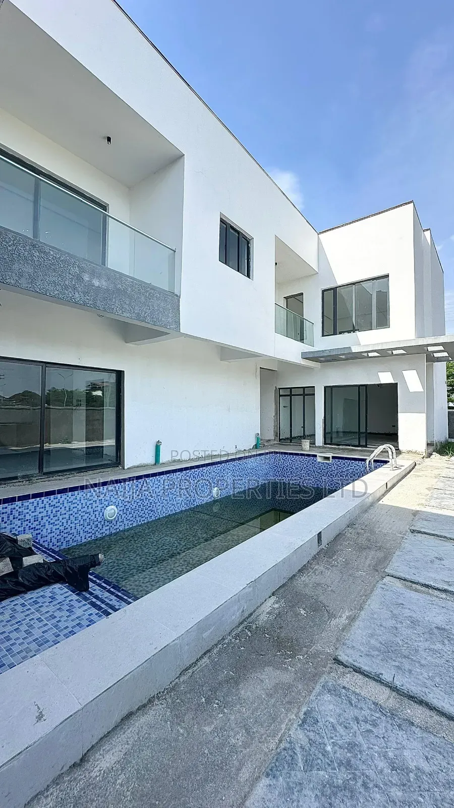 5bdrm Duplex in Pinnock Beach Estate, Lekki for sale in Lekki