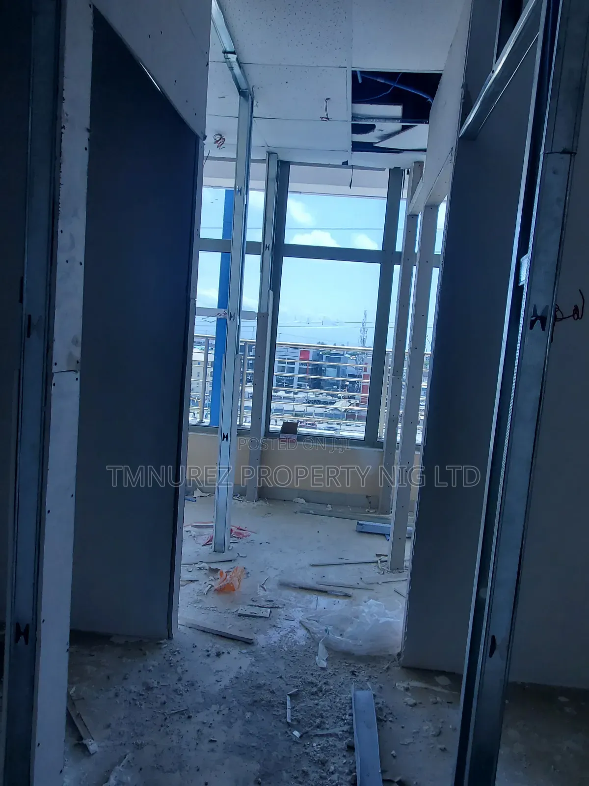 200 Square Meters Space for Rent at Lekki Phase1 Right in Lekki Phase 1