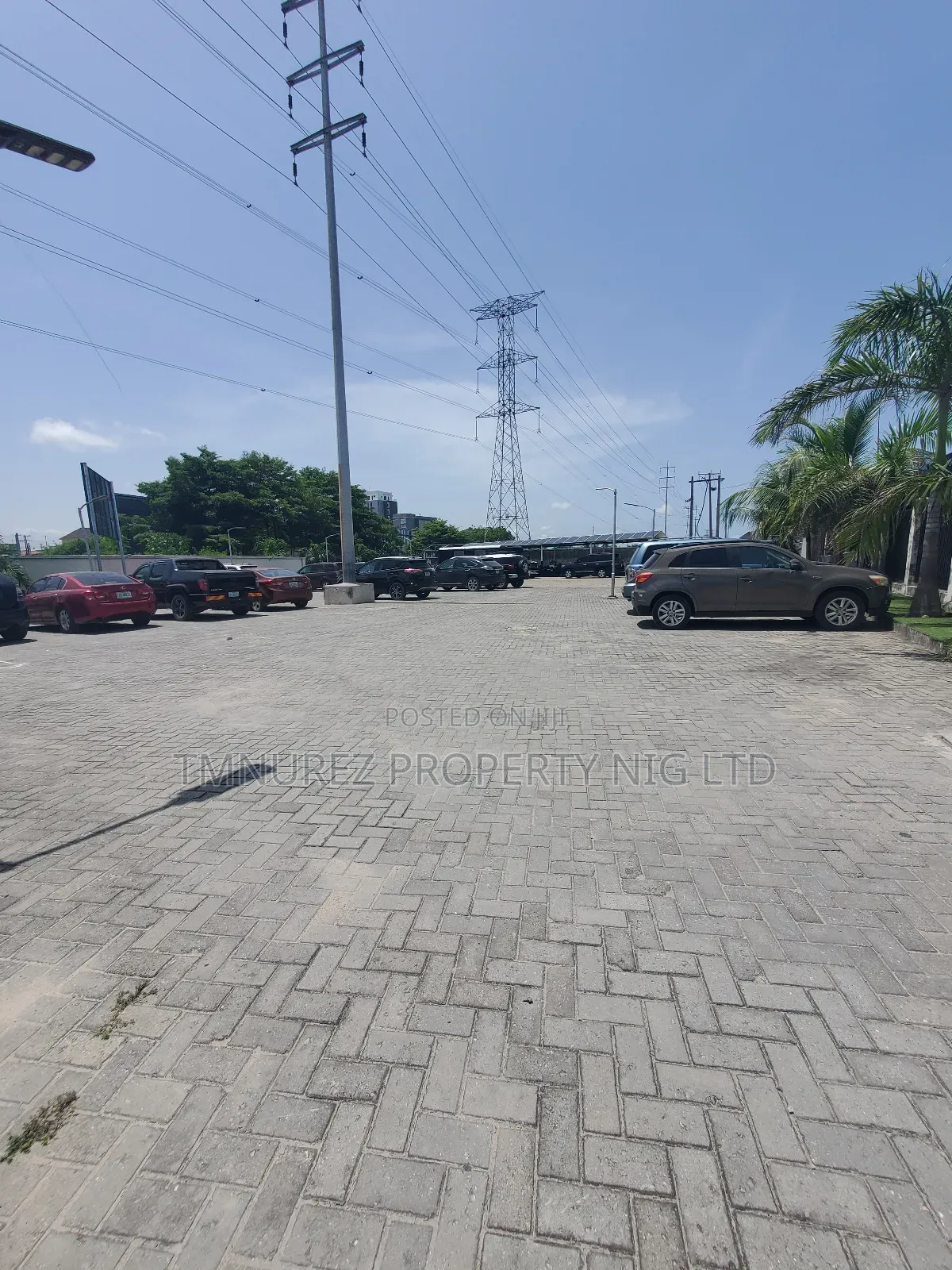 200 Square Meters Space for Rent at Lekki Phase1 Right in Lekki Phase 1