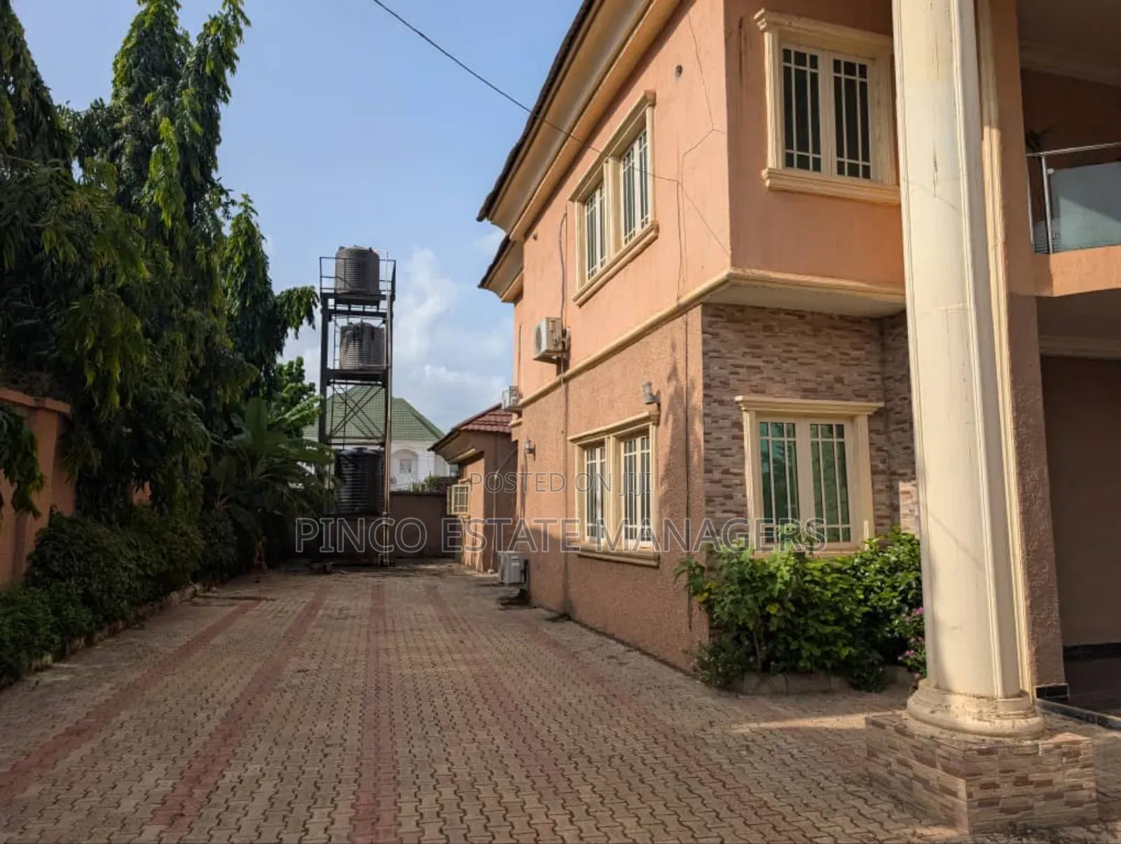 5bdrm Duplex in Damunde Estate, Life Camp for sale in Life Camp