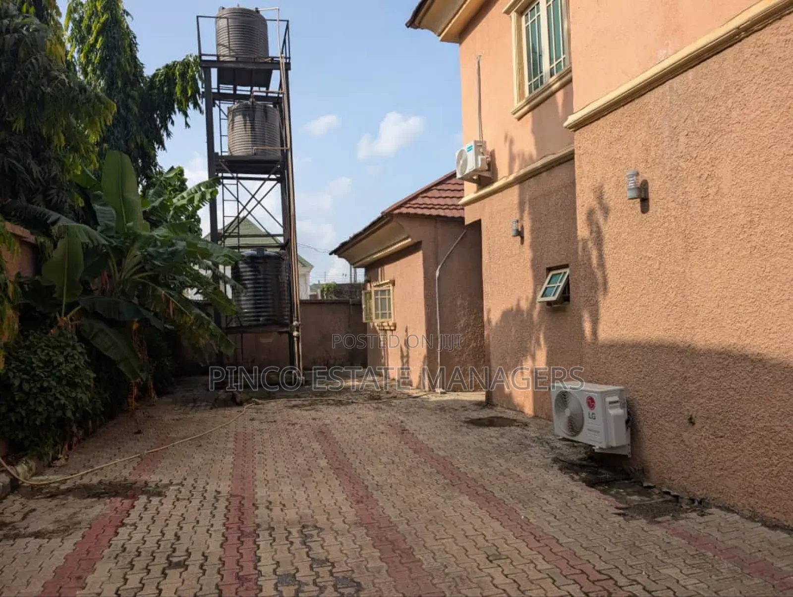 5bdrm Duplex in Damunde Estate, Life Camp for sale in Life Camp