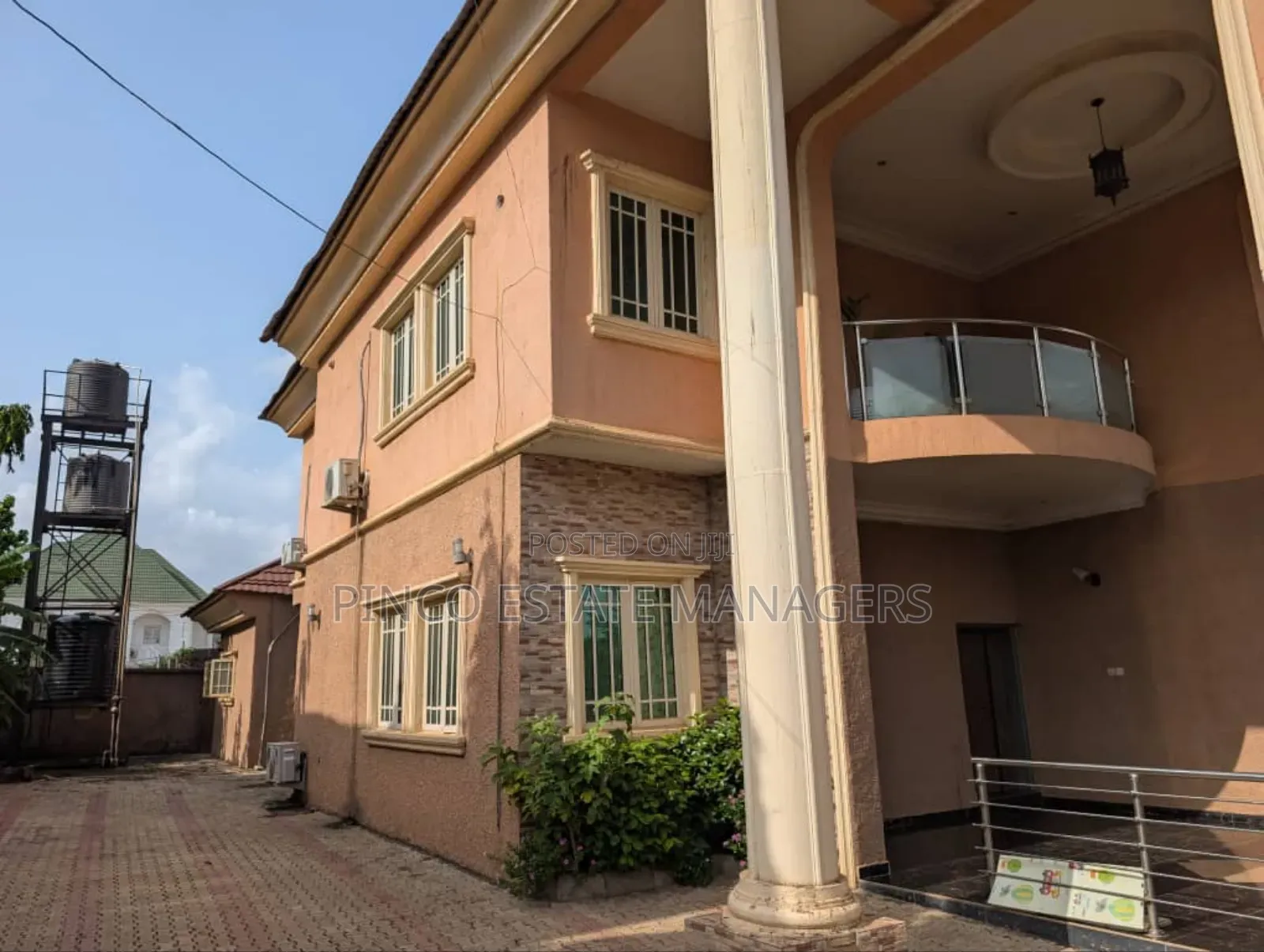 5bdrm Duplex in Life Camp for sale in Life Camp