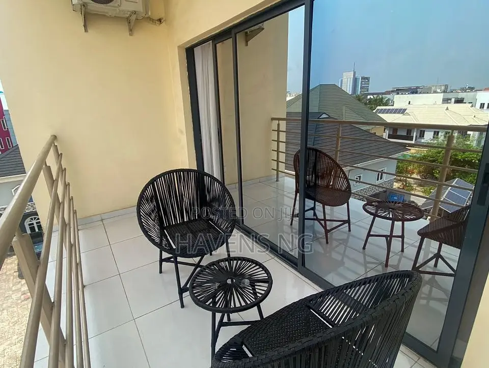 Elegant 2-Bedroom Shortlet Apartment in Lekki Phase 1