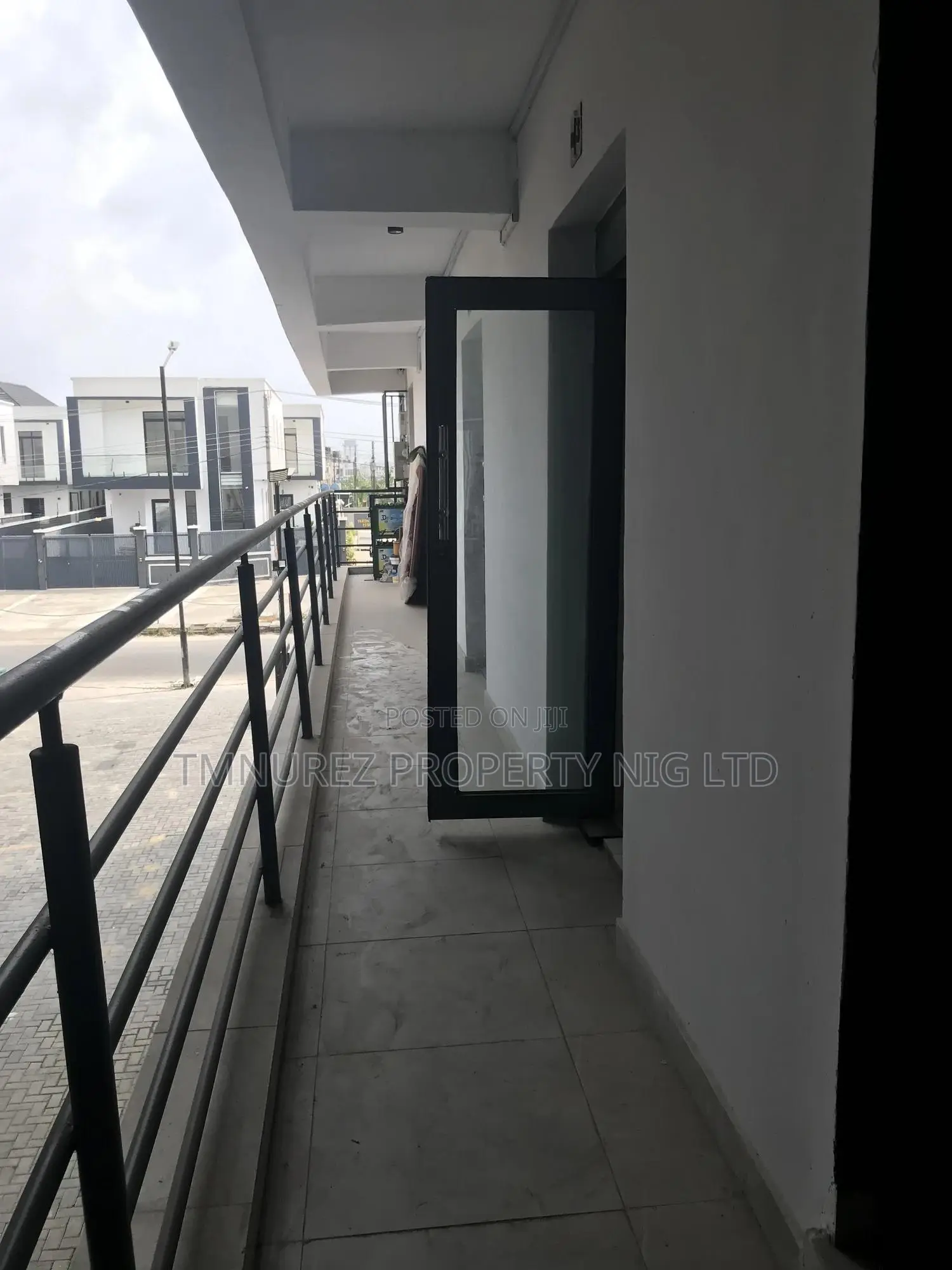 Shop for Sale at Igbo Efon Jakande in Jakande