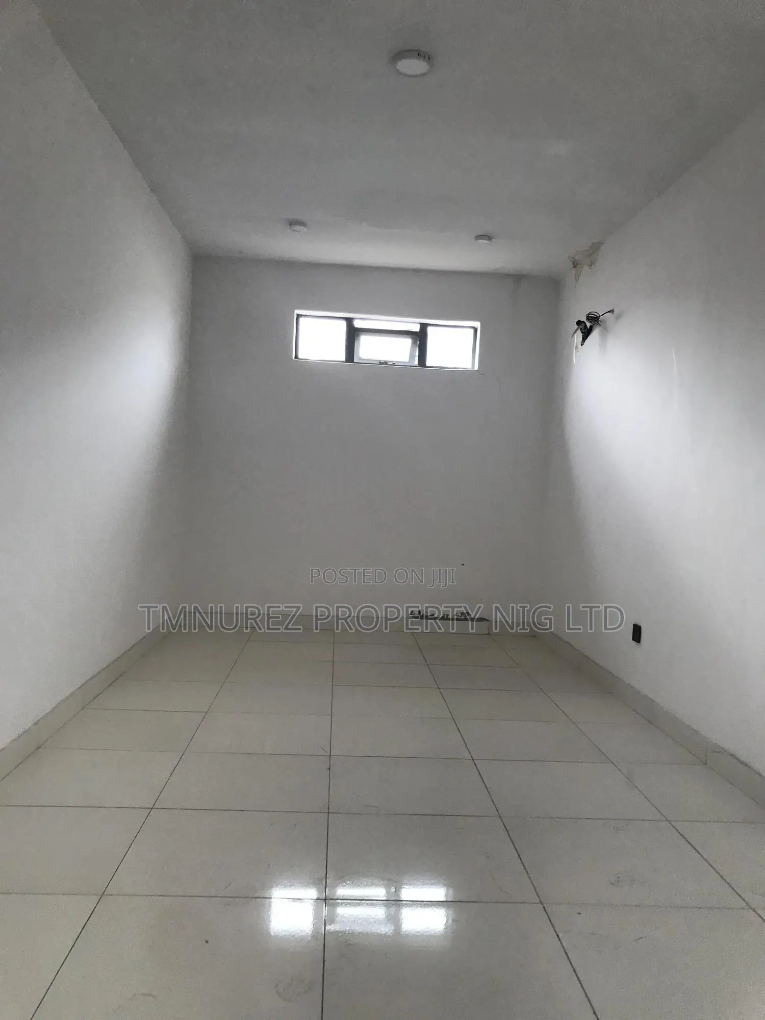 Shop for Sale at Igbo Efon Jakande in Jakande
