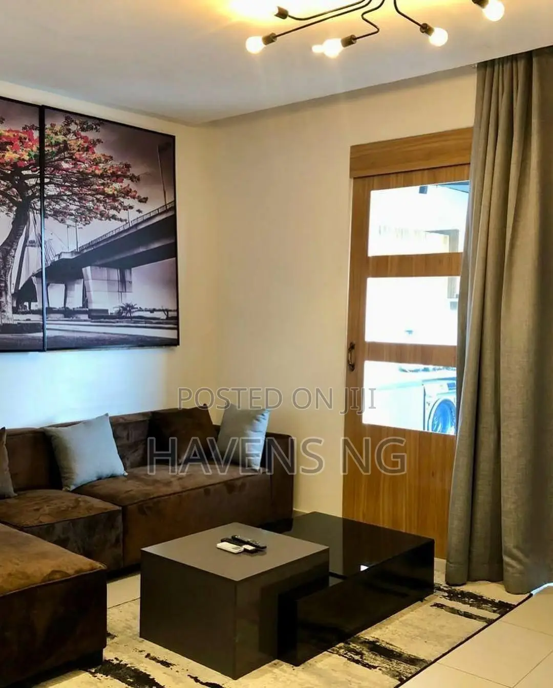 Luxurious 1-Bedroom Penthouse With Private Outdoor in Lekki Phase 1