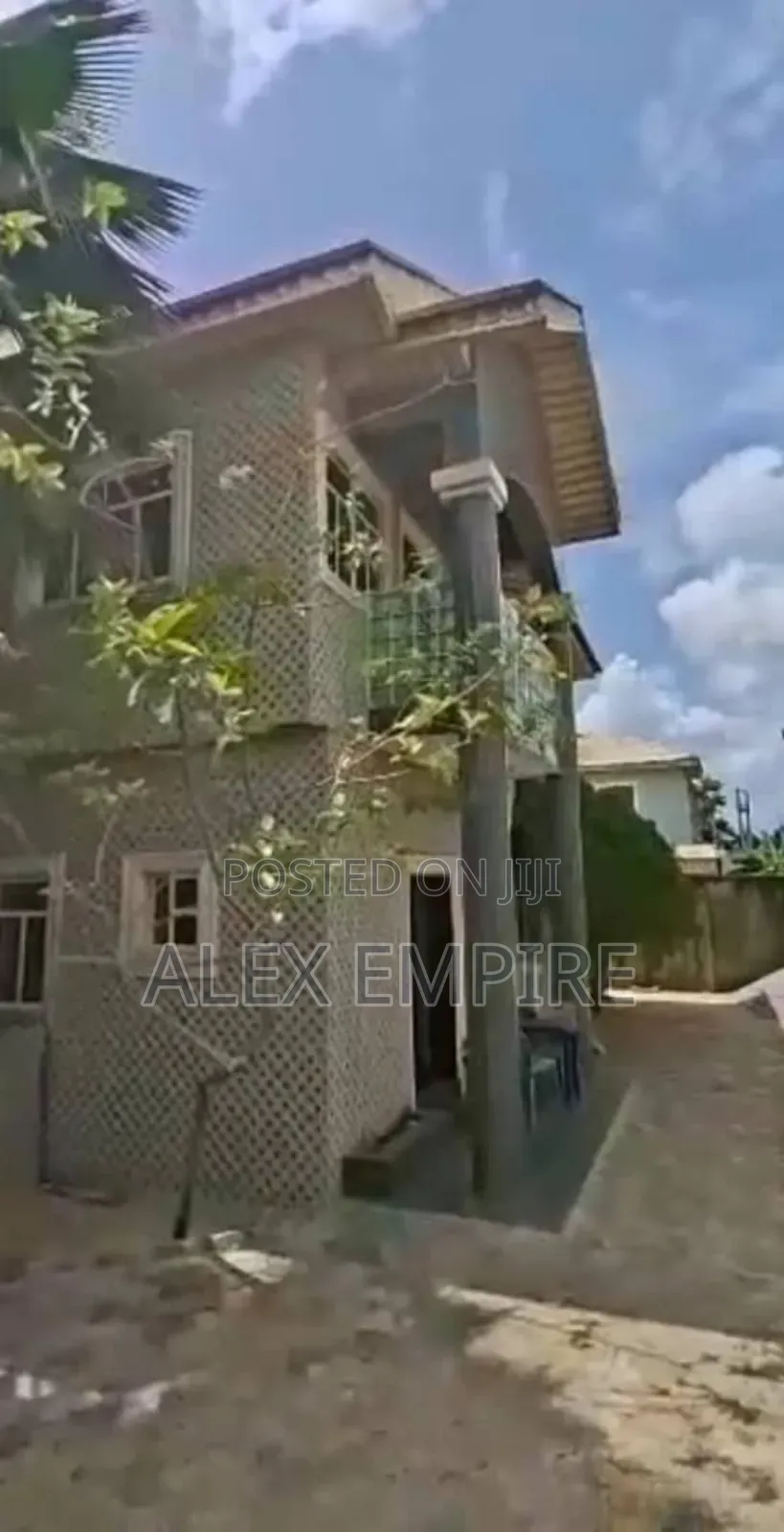5bdrm Duplex in Ago Palace for sale in Ago Palace