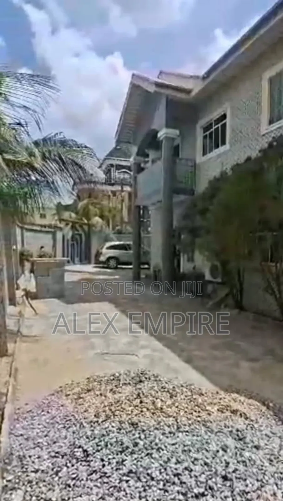 5bdrm Duplex in Ago Palace for sale in Ago Palace