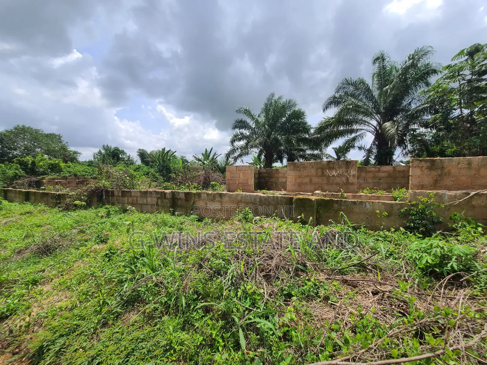100by200ft for Sale at Obayantor 1 Community in Benin City