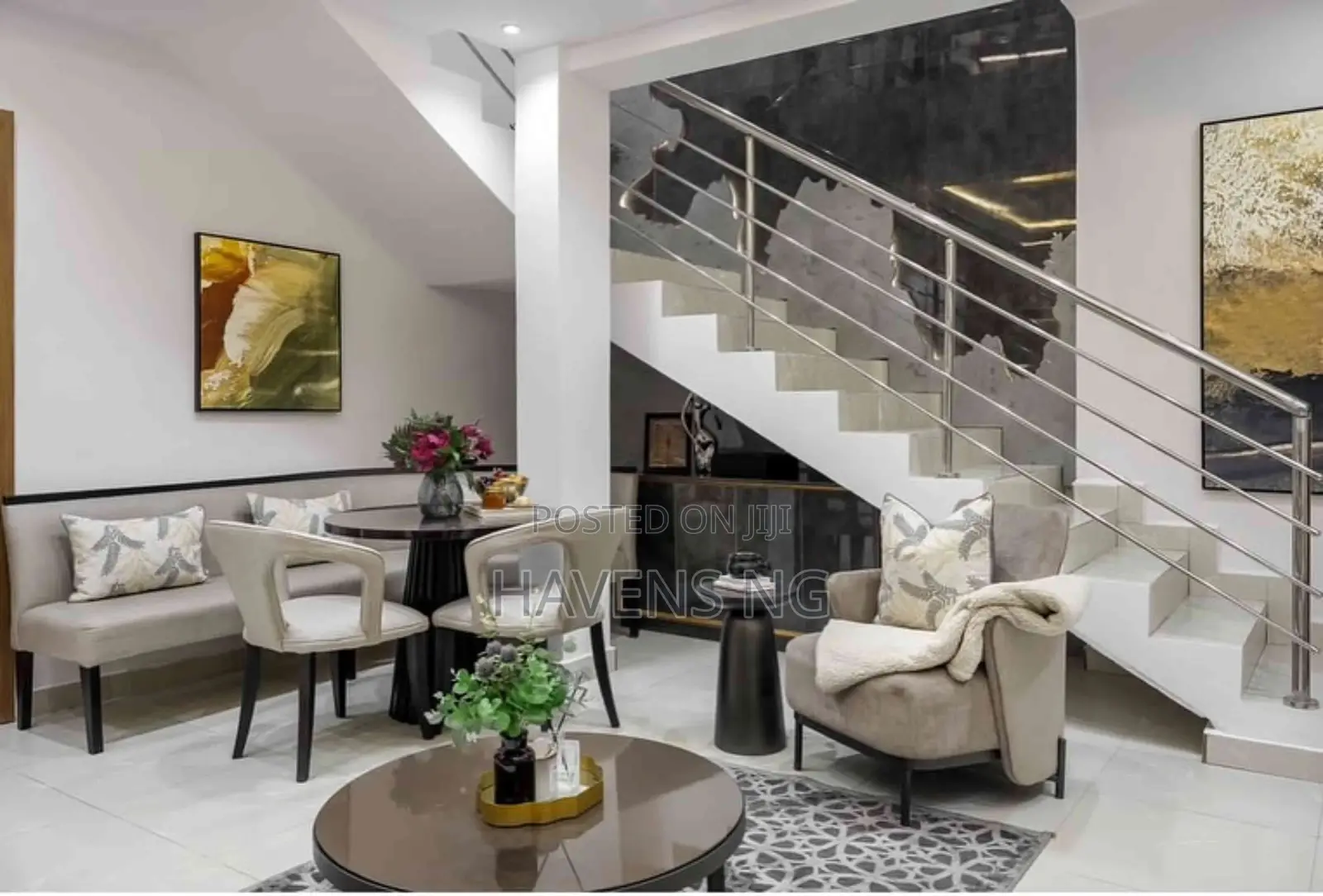 Luxury 2-Bedroom Apartment With Pool in Ikate