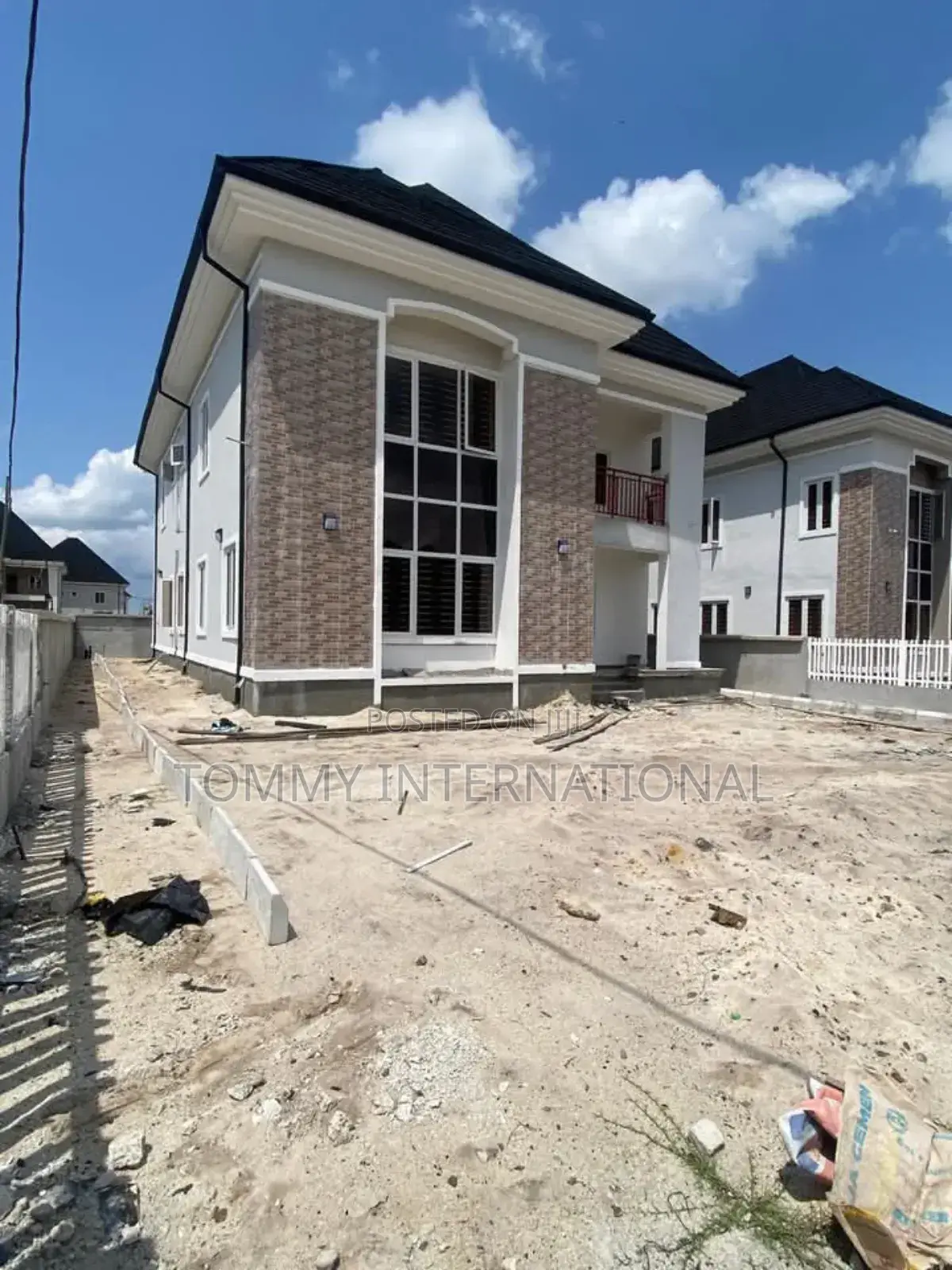 4bdrm Duplex in Reef Court Estate, Port-Harcourt for sale in Port-Harcourt