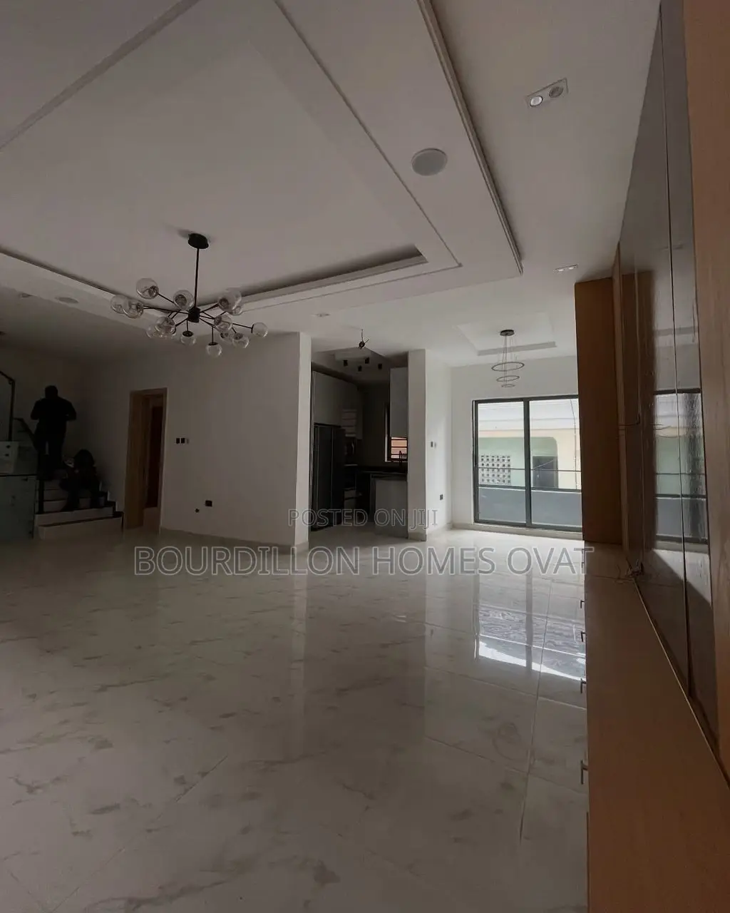 4bdrm Duplex in Lekki Phase 1 for sale in Lekki Phase 1