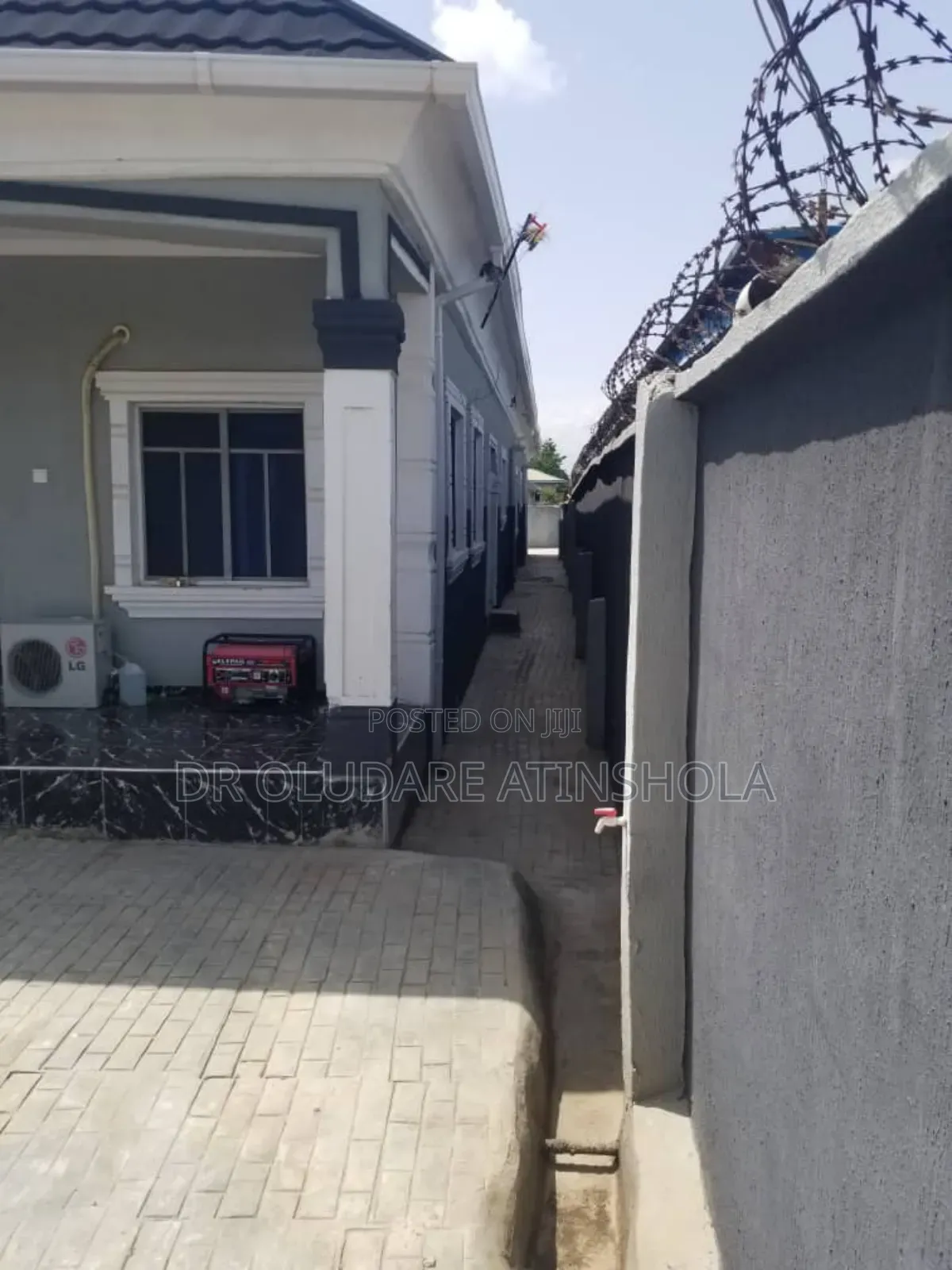 5bdrm Bungalow in Ikorodu for sale in Ikorodu
