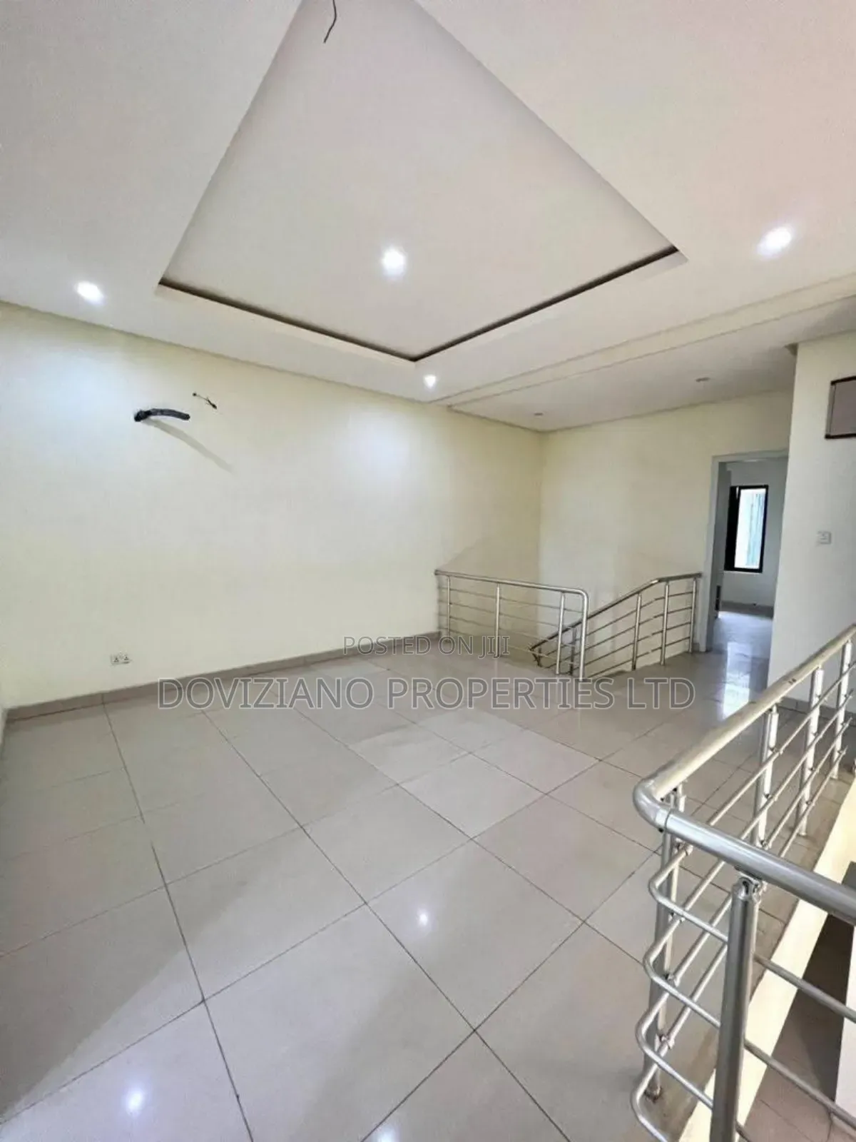 4bdrm Townhouse/Terrace in Ikate for sale in Ikate