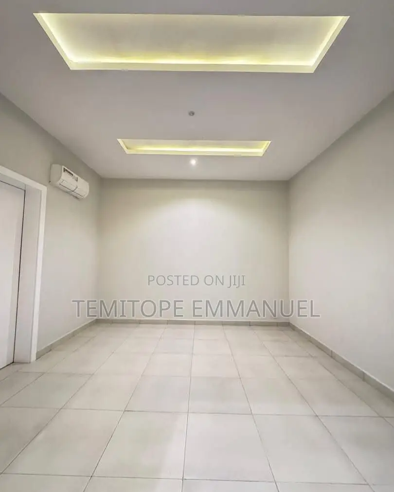 Furnished 5bdrm Duplex in Lekki Phase 1 for sale in Lekki Phase 1