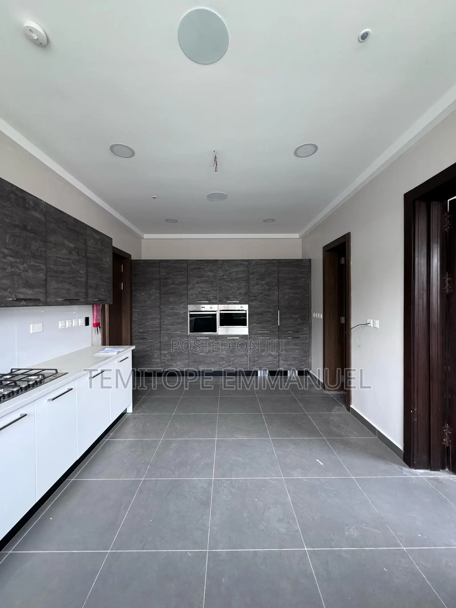 Furnished 4bdrm Maisonette in Banana Island for sale in Banana Island