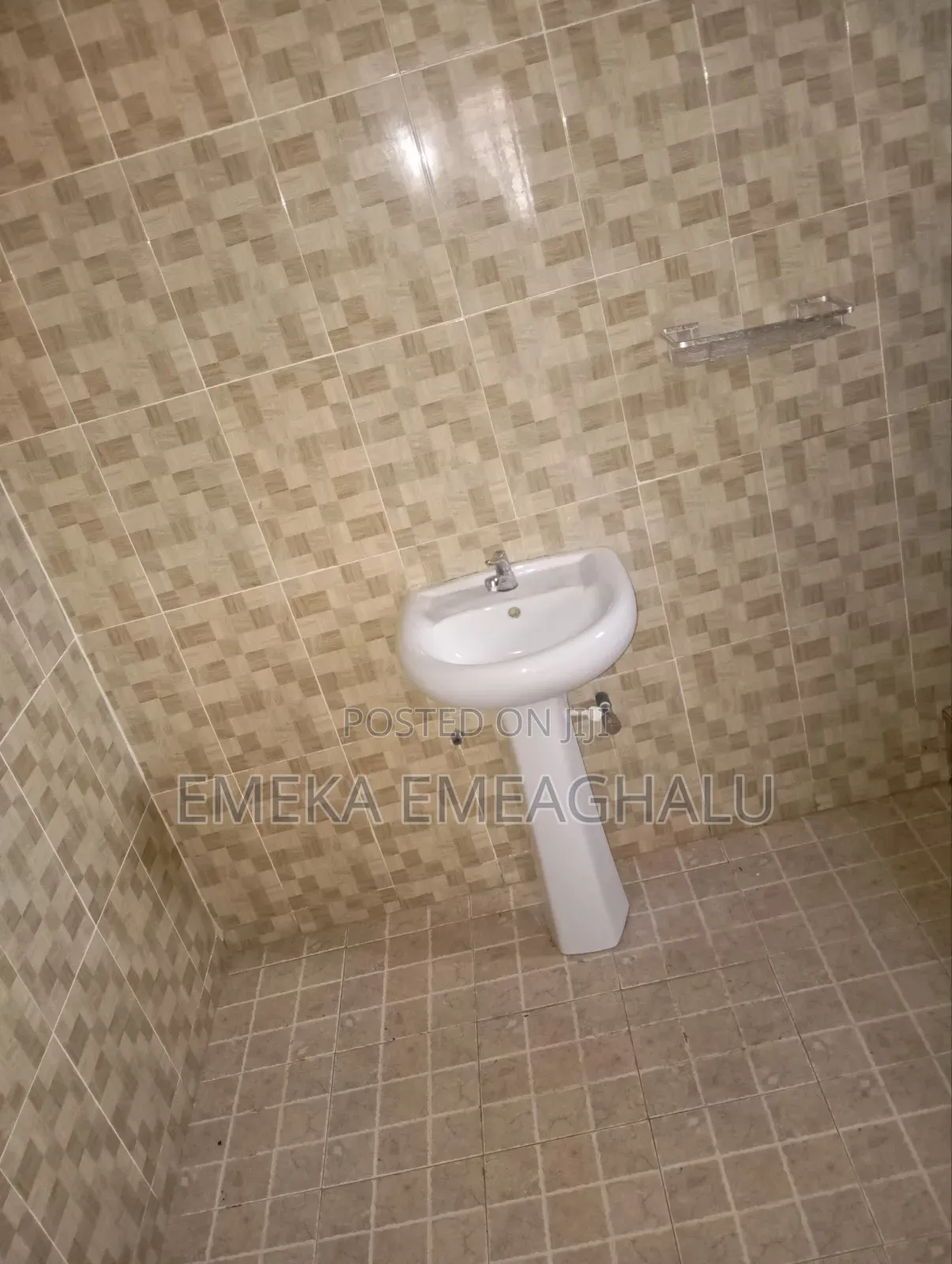 4bdrm Bungalow in Centenary City, Enugu for rent in Enugu