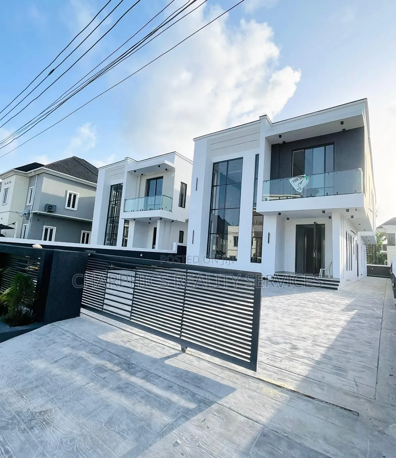 5bdrm Duplex in Lekki for sale in Lekki