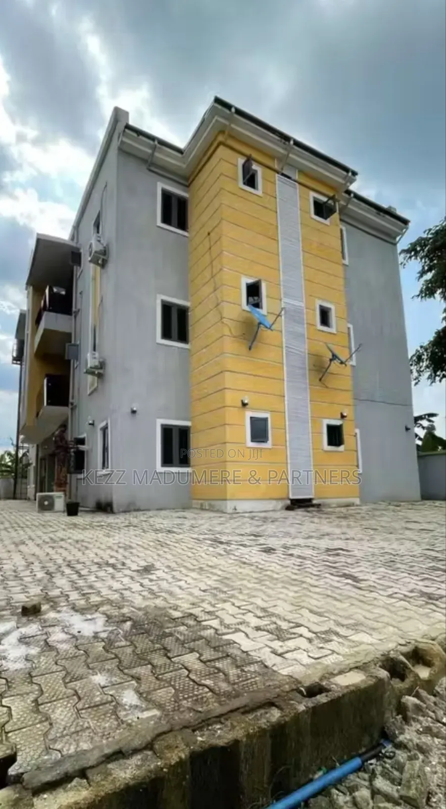 8bdrm Block of Flats in Shell Cooperative for sale in Eneka