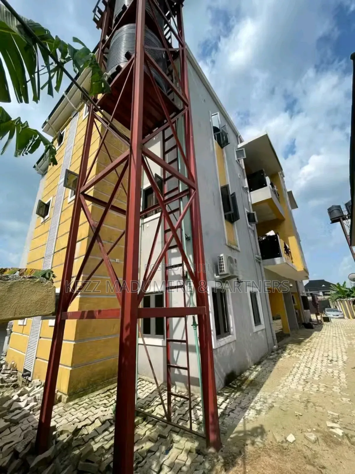 8bdrm Block of Flats in Shell Cooperative for sale in Eneka