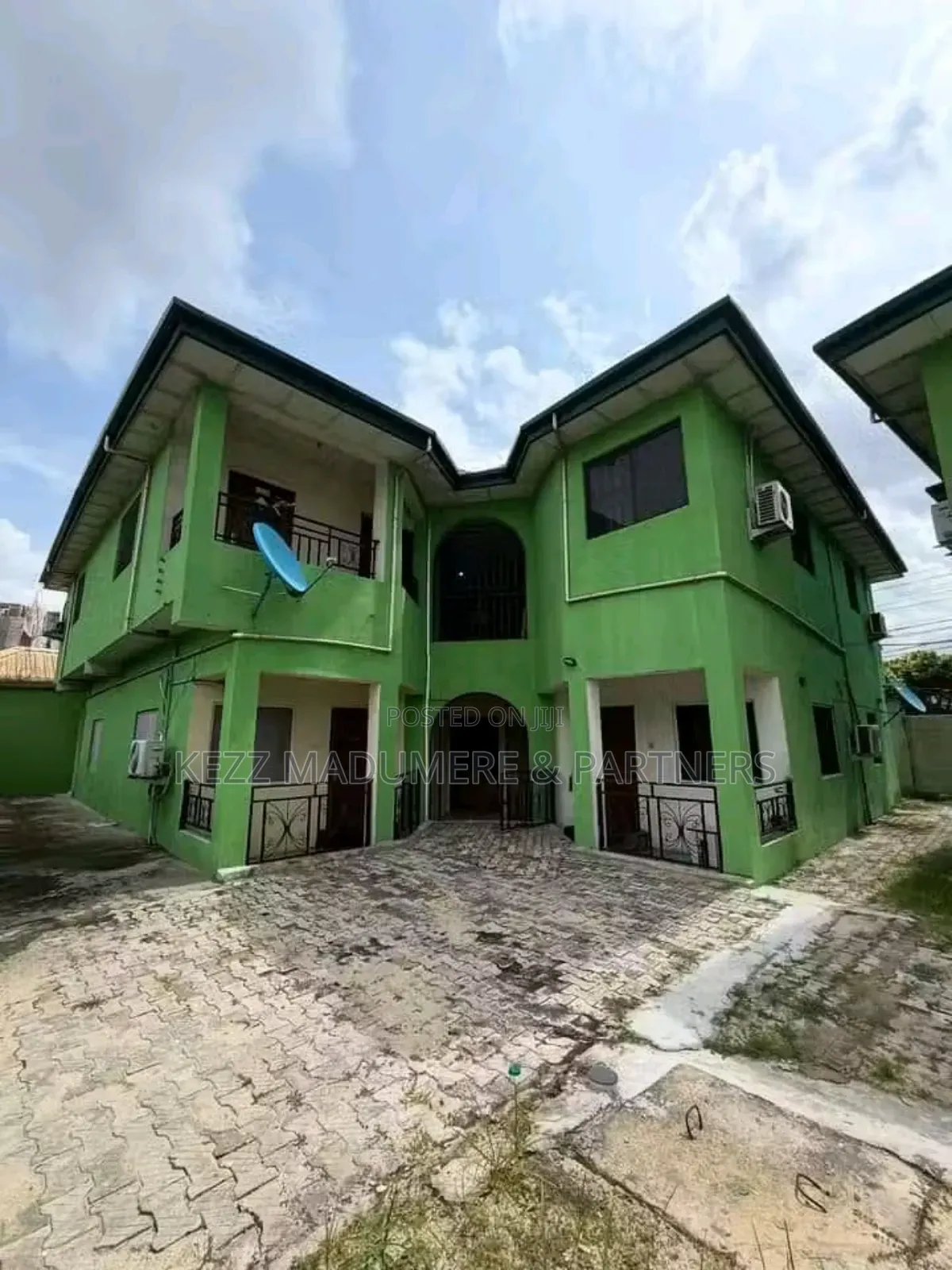 8bdrm Block of Flats in Gra Port Harcourt for sale in GRA Phase 3 / Port-Harcourt