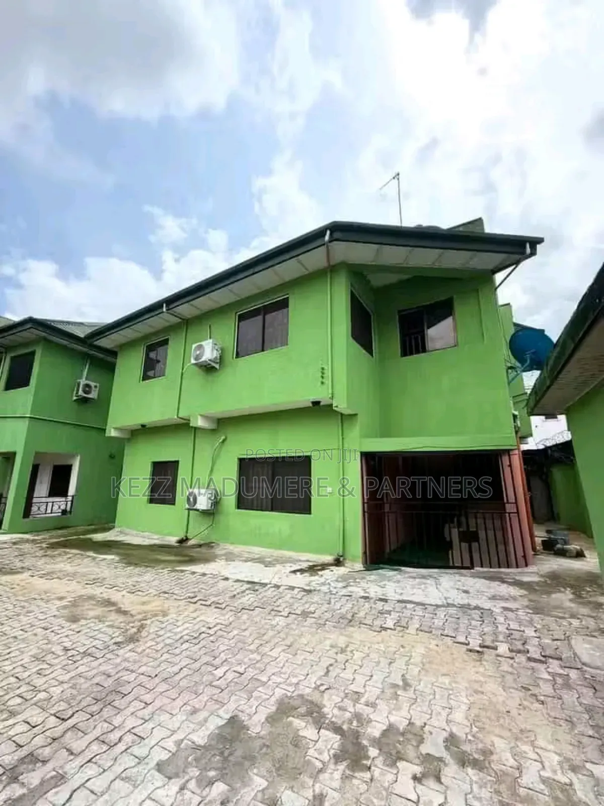 8bdrm Block of Flats in Gra Port Harcourt for sale in GRA Phase 3 / Port-Harcourt