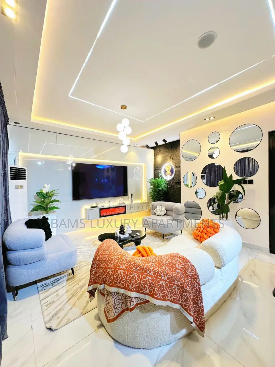 Luxury and Spacious Shortlet at Lekki Phase 1 in Lekki Phase 1